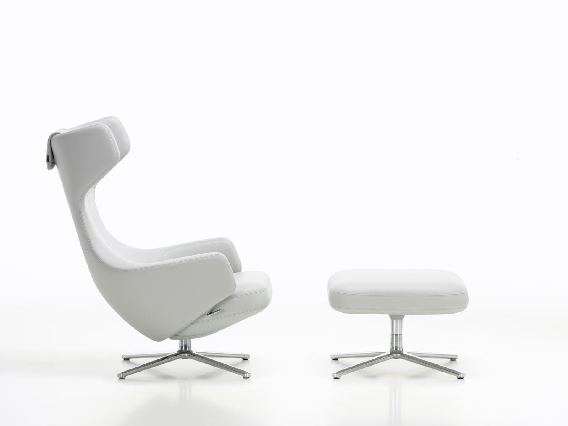 Grand Repos Sessel + Ottoman Vitra