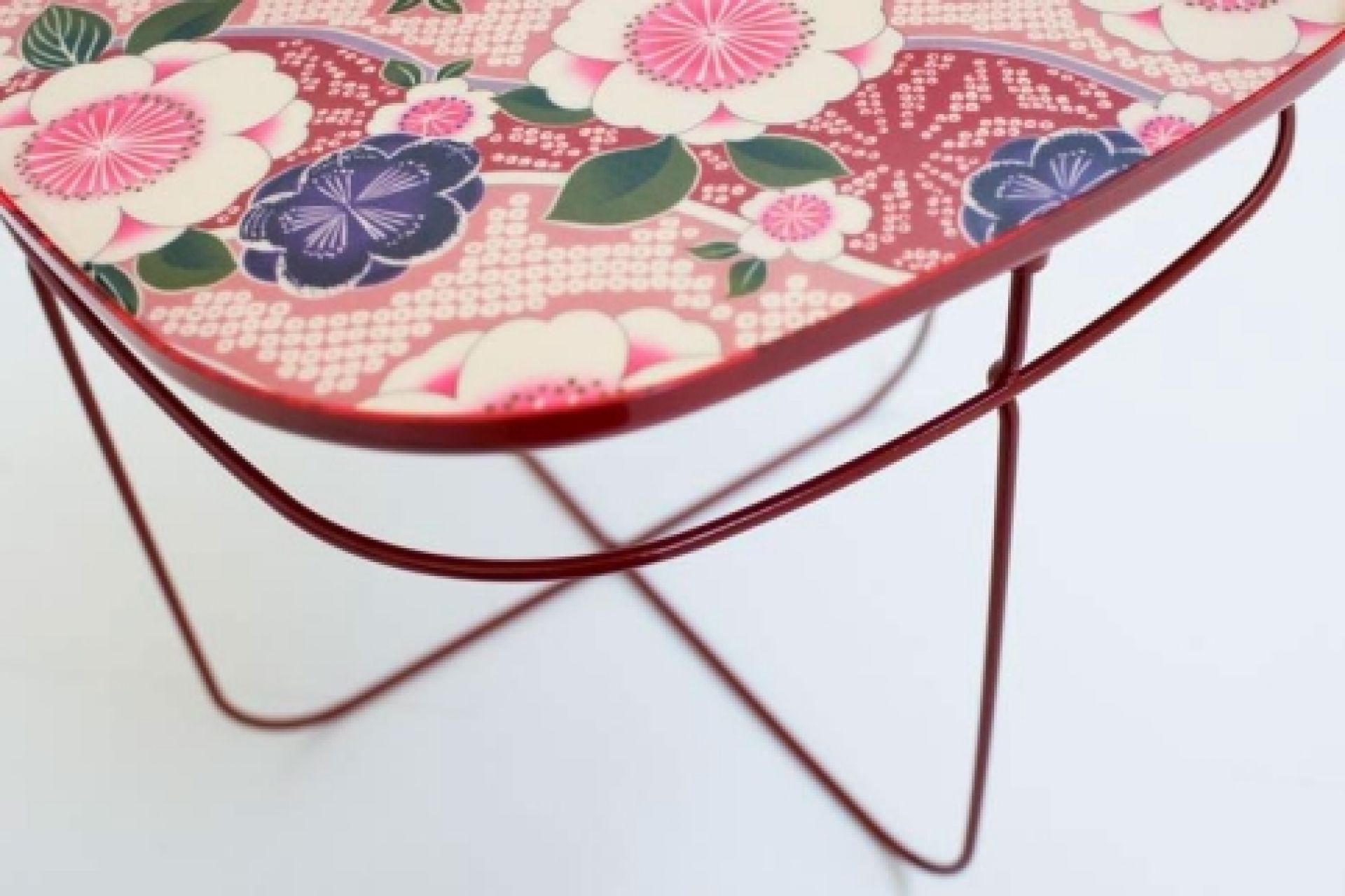 Ukiyo Tisch Moroso