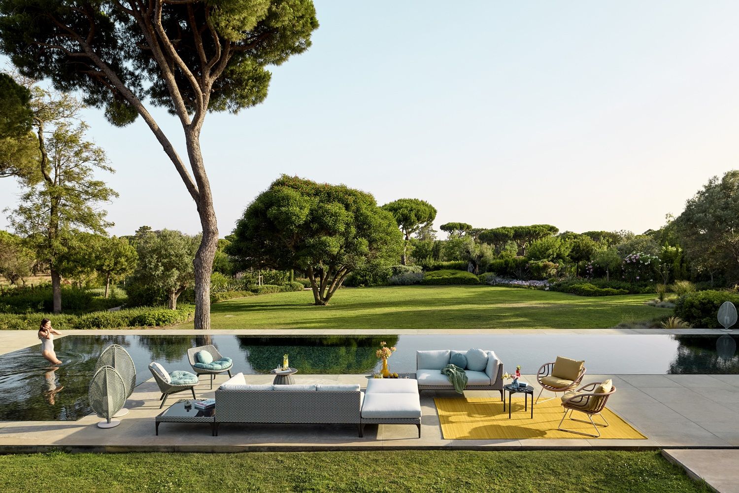 Mbrace Alu Outdoor Club Chair Sessel Dedon