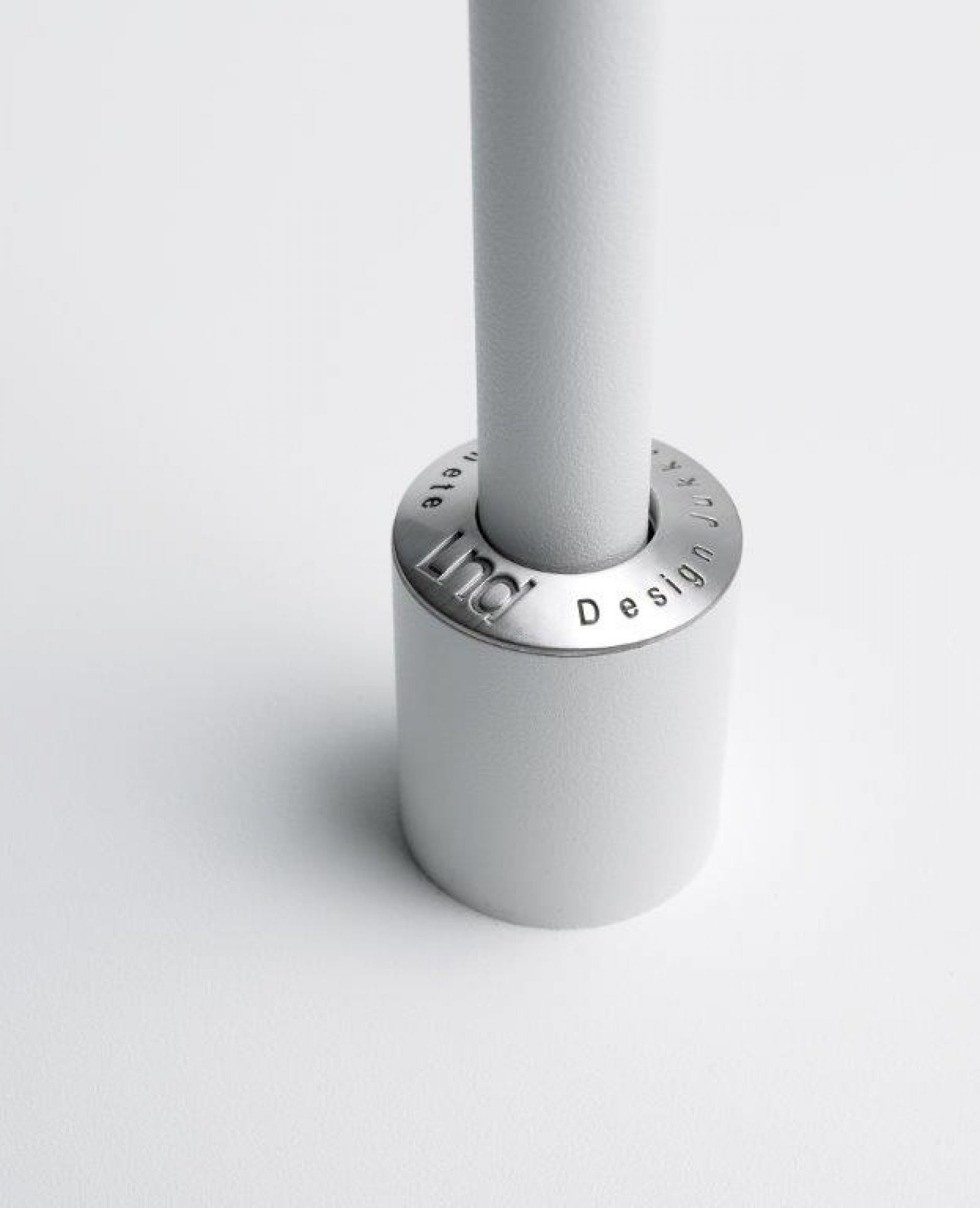 Kajo Stehleuchte LND Design