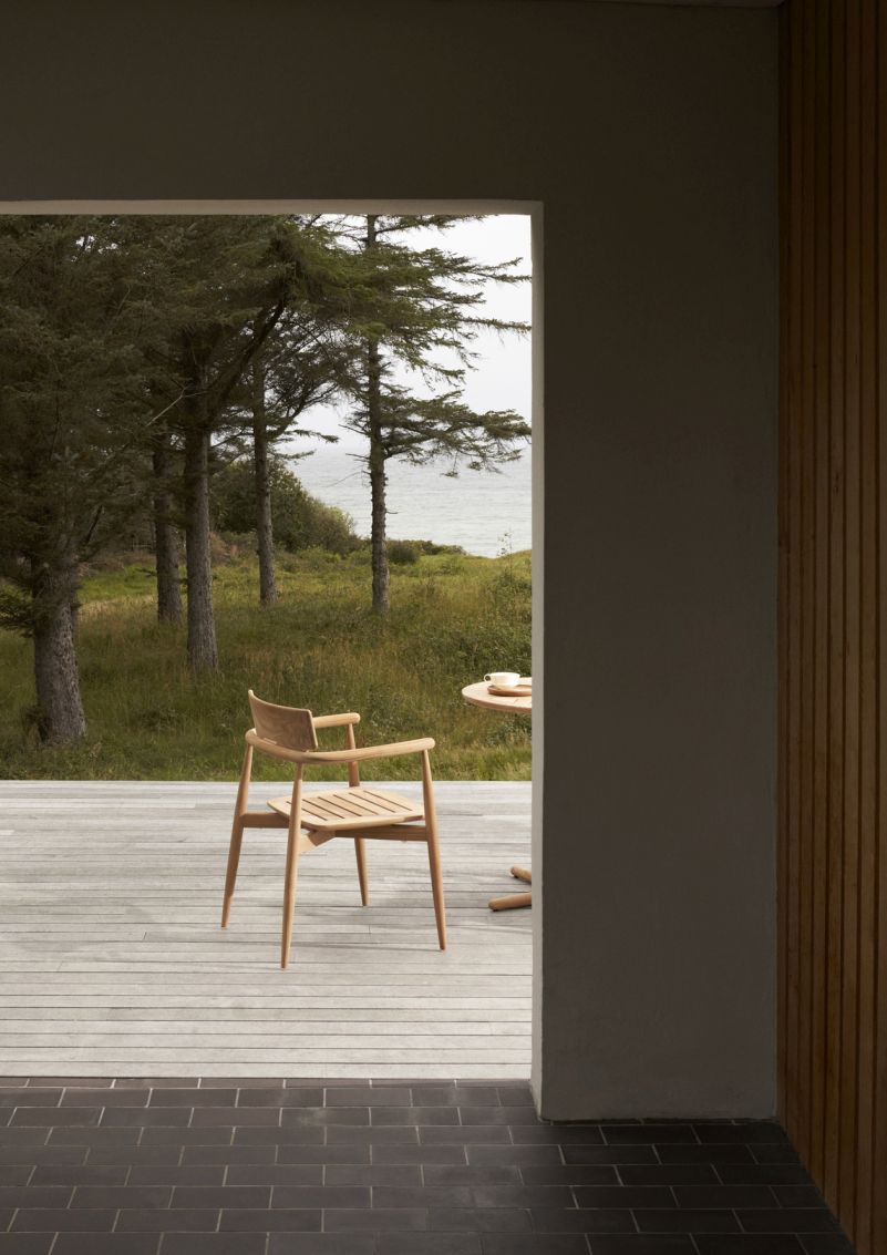 E008 Embrace Outdoor Stuhl Carl Hansen & Søn