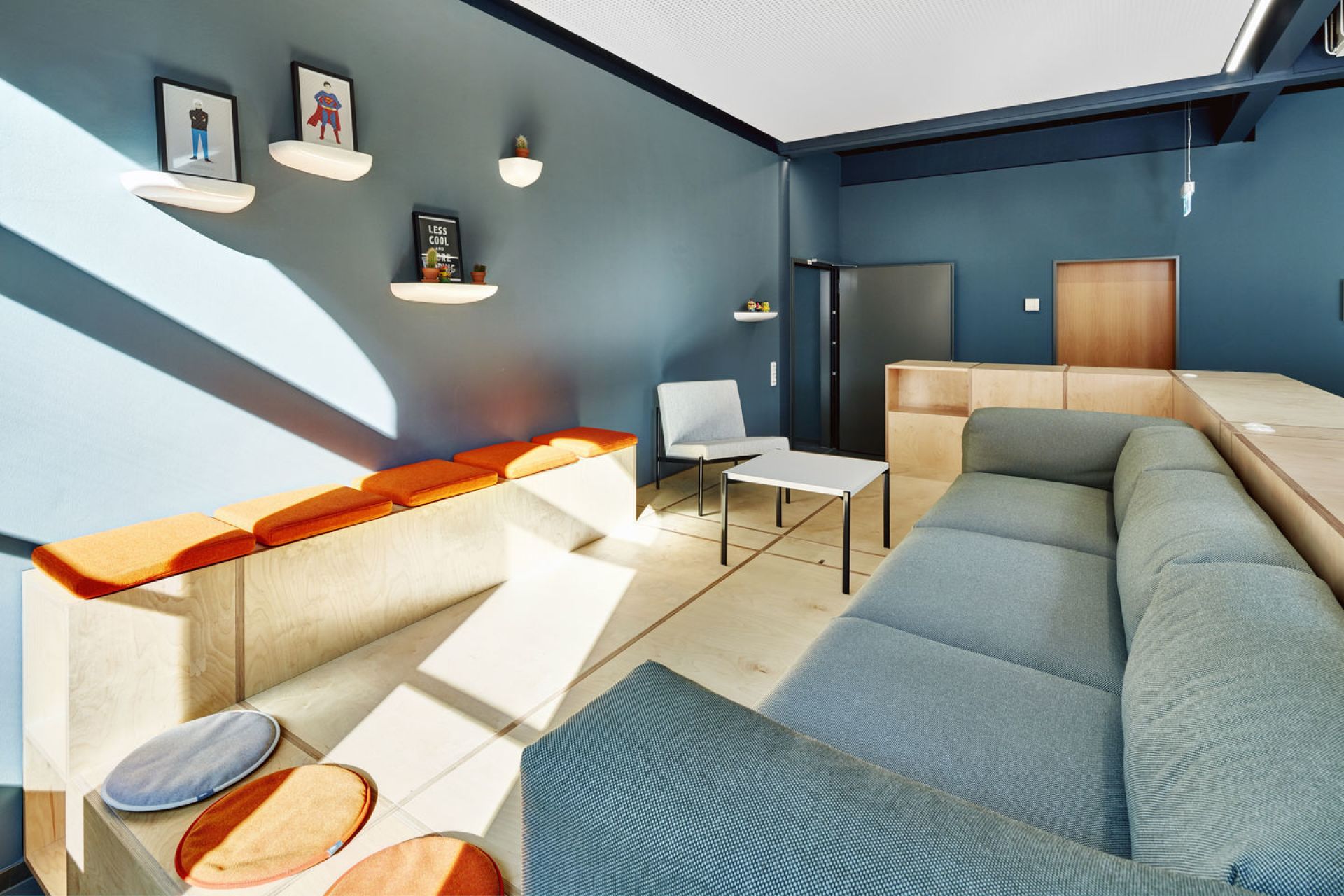 Corniches Wandboard Small Vitra
