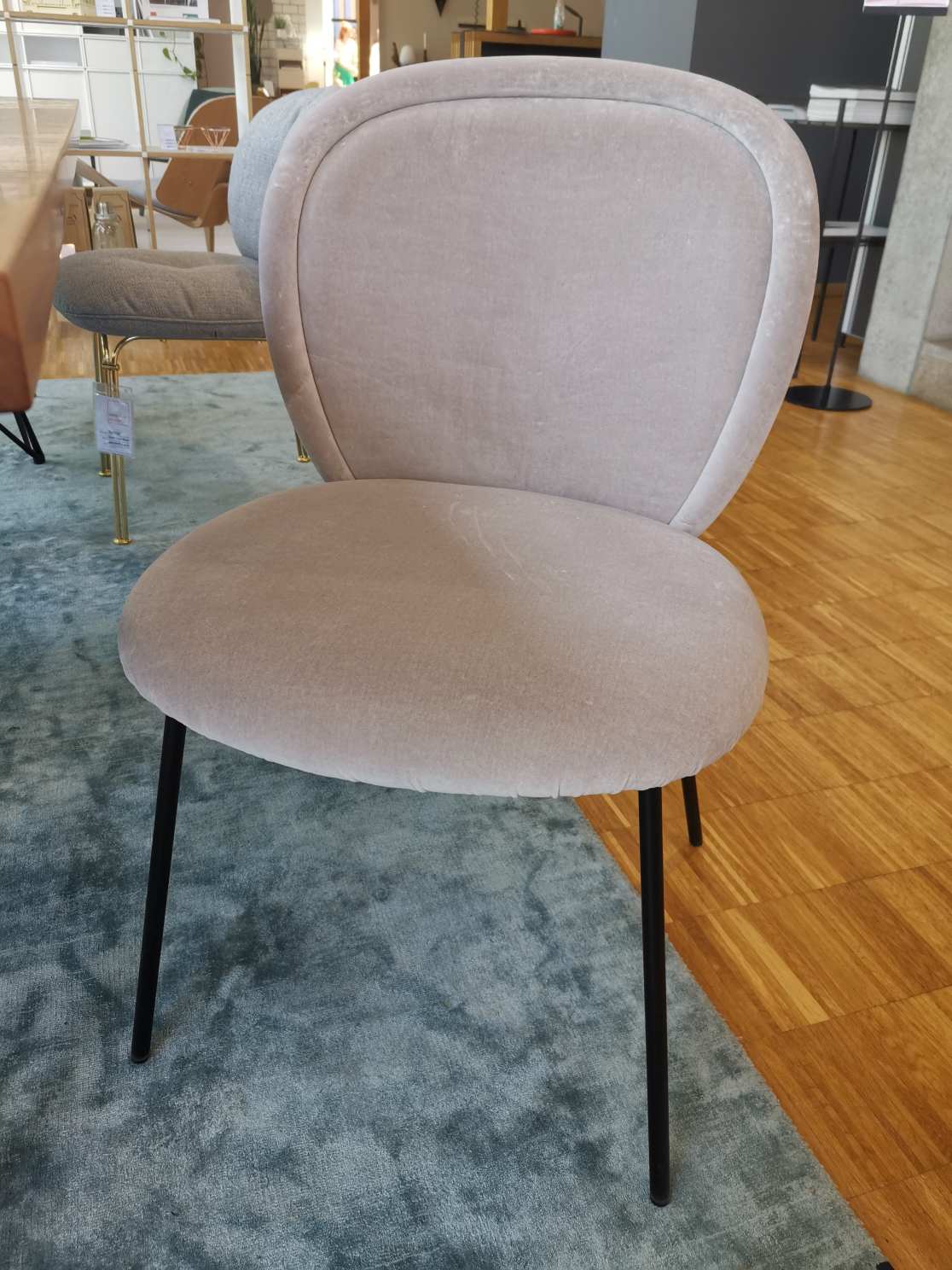 Ona 2020 Side Chair Stuhl HARALD 233 Freifrau Manufaktur AUSSTELLUNGSSTÜCK