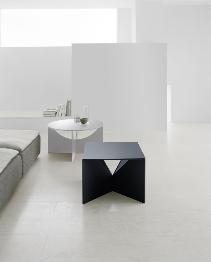 Charlotte FK05 Couchtisch e15