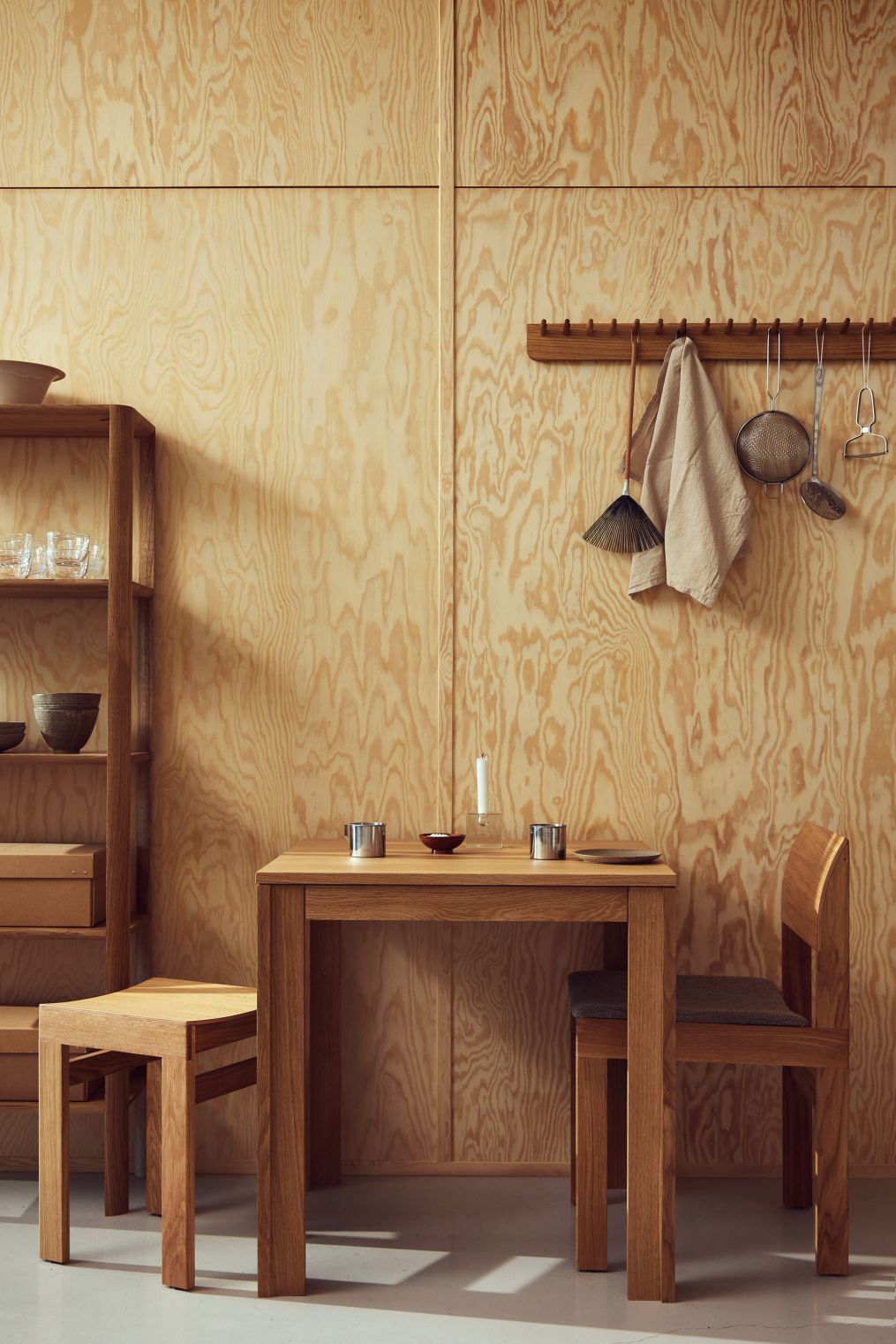 Sonder Hocker Form & Refine