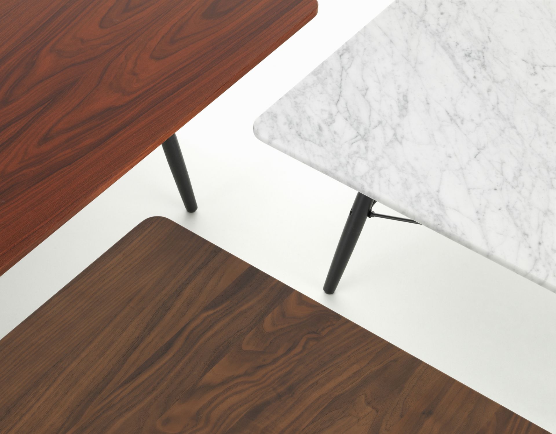 Eames Coffee Table Square Amerikanischer Nussbaum Vitra