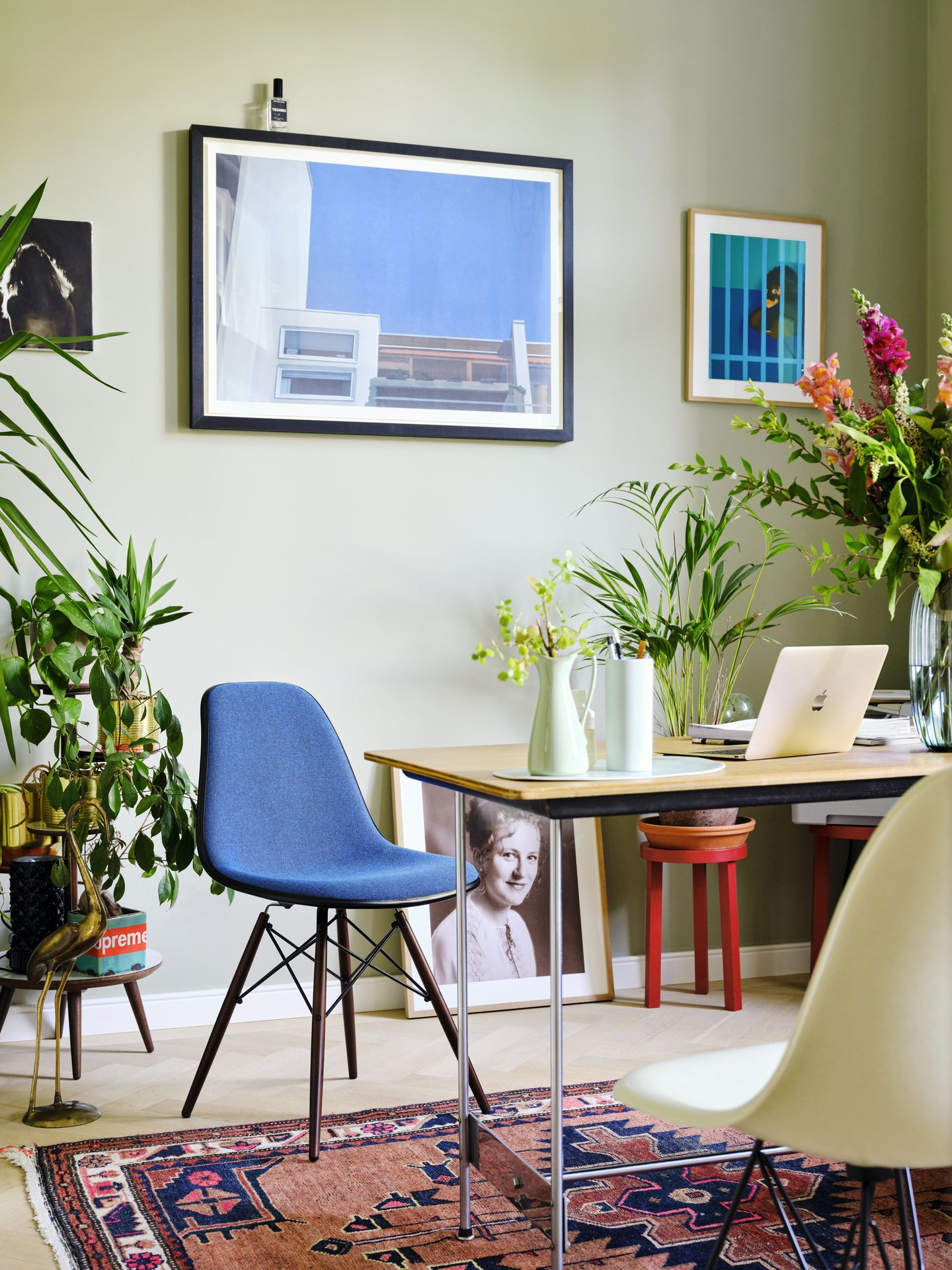 Eames Plastic Side Chair DSW Stuhl Vitra