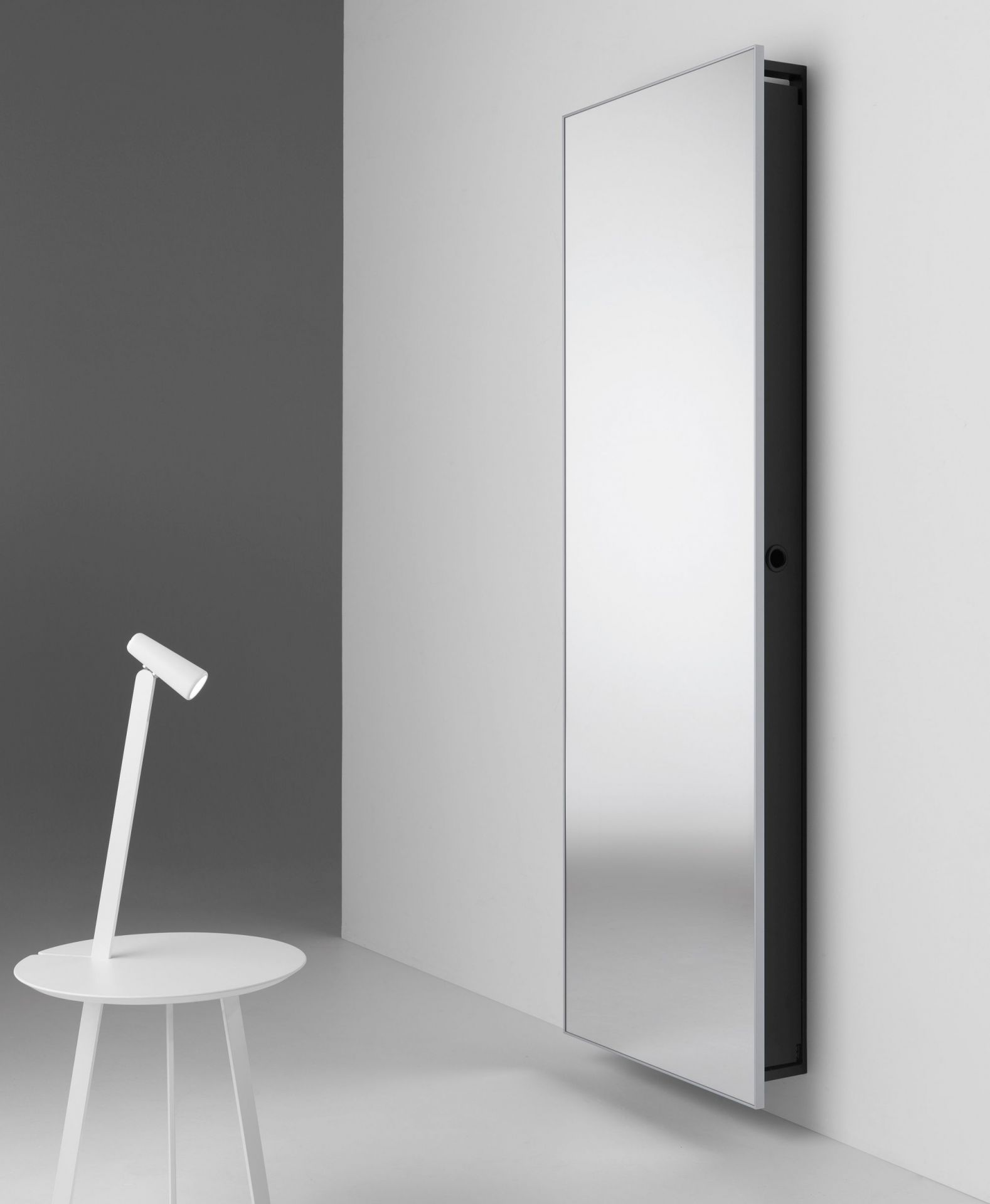 Albino Torcia Beistelltisch weiß Casamania Horm