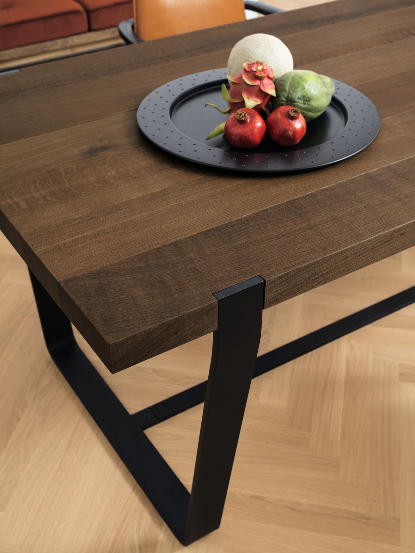BB 11 Clamp Tisch Nussbaum Janua