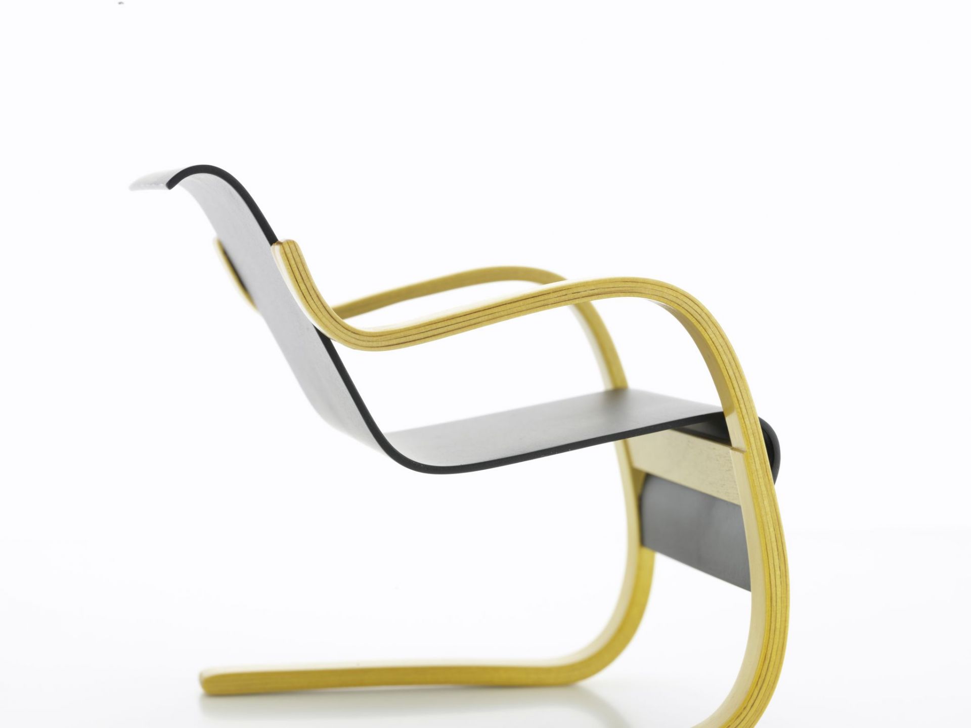Armchair Nr. 42 Miniatur Sessel Vitra