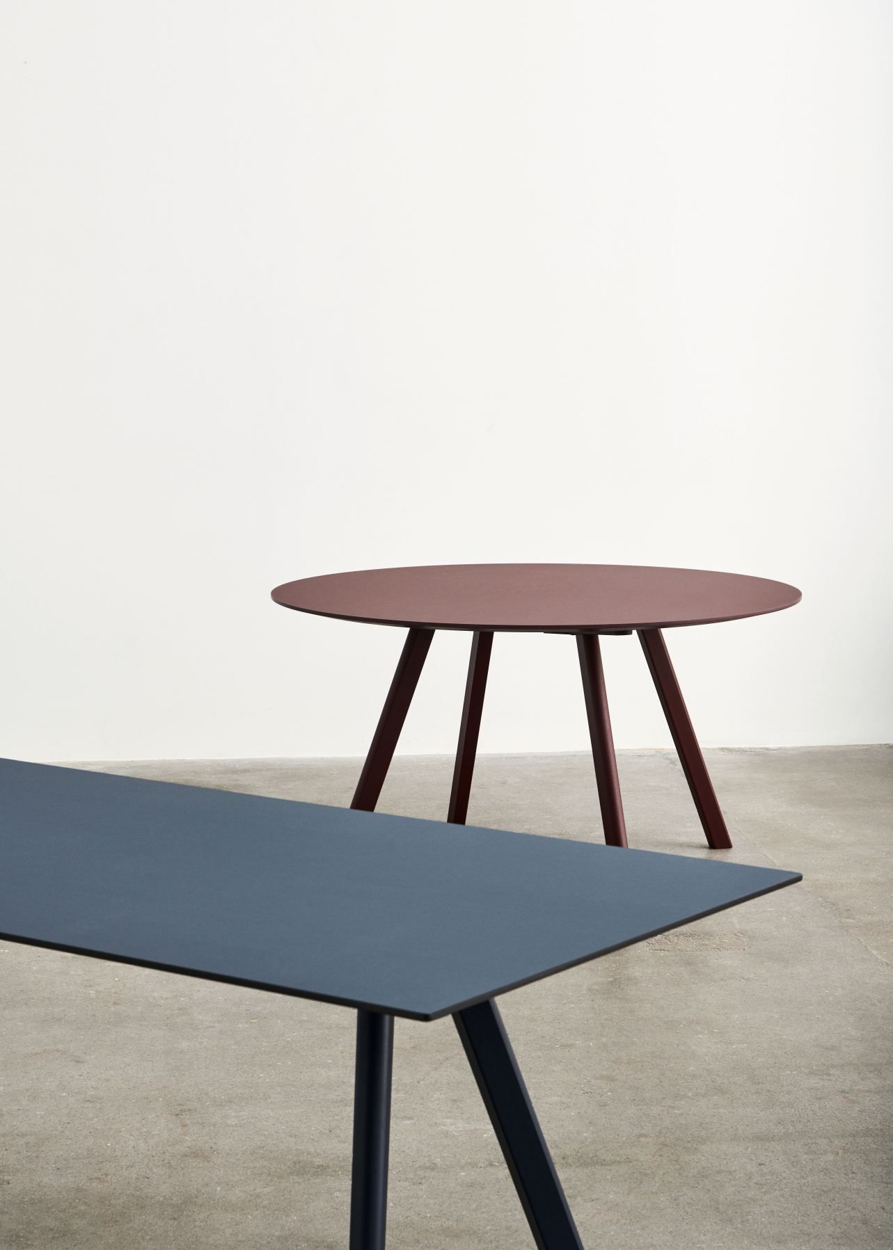 Copenhague Table CPH 25 Tisch rund  Ø 120 cm Hay 