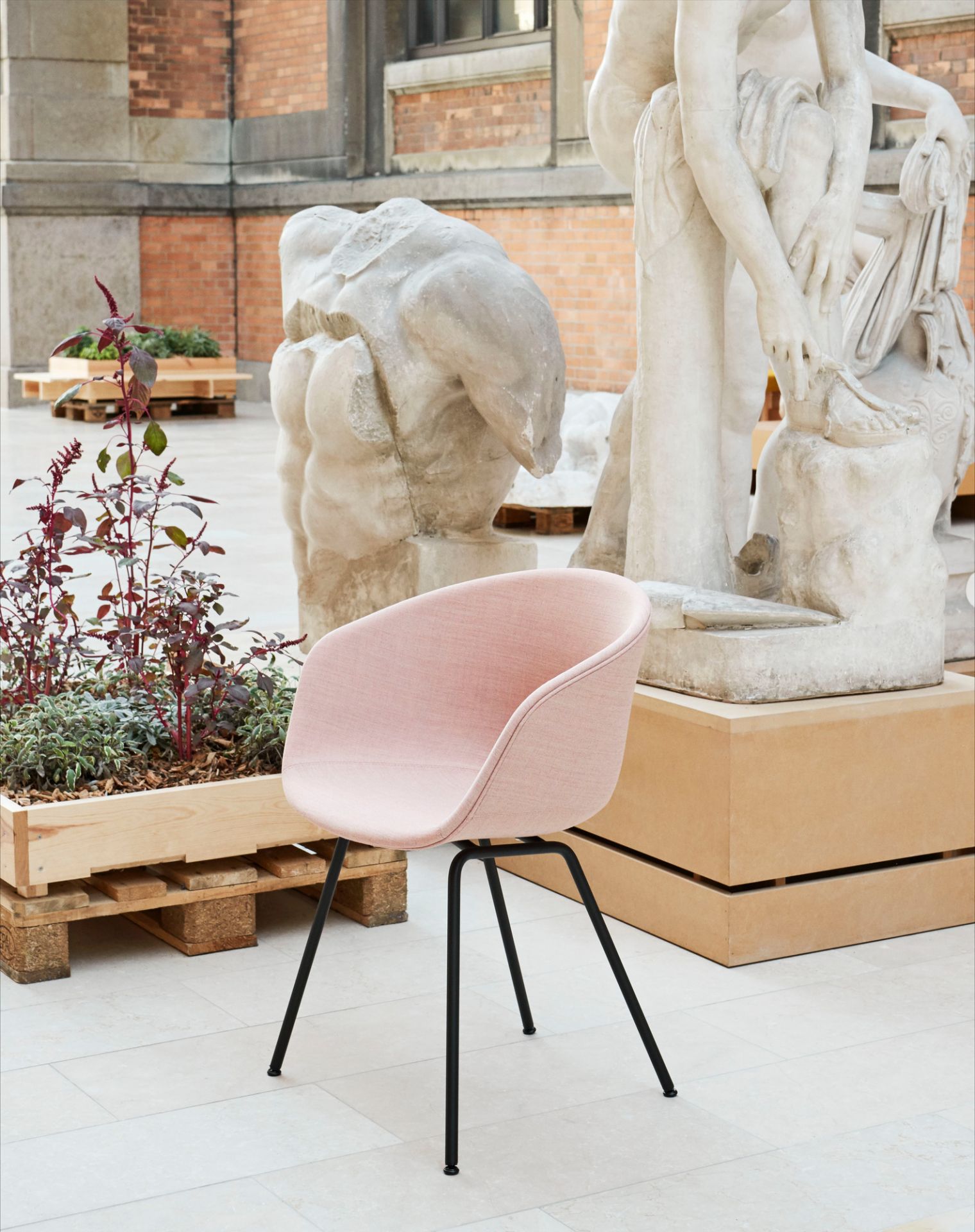 About A Chair AAC27 / AAC 27 Stuhl mit Vollpolster Hay