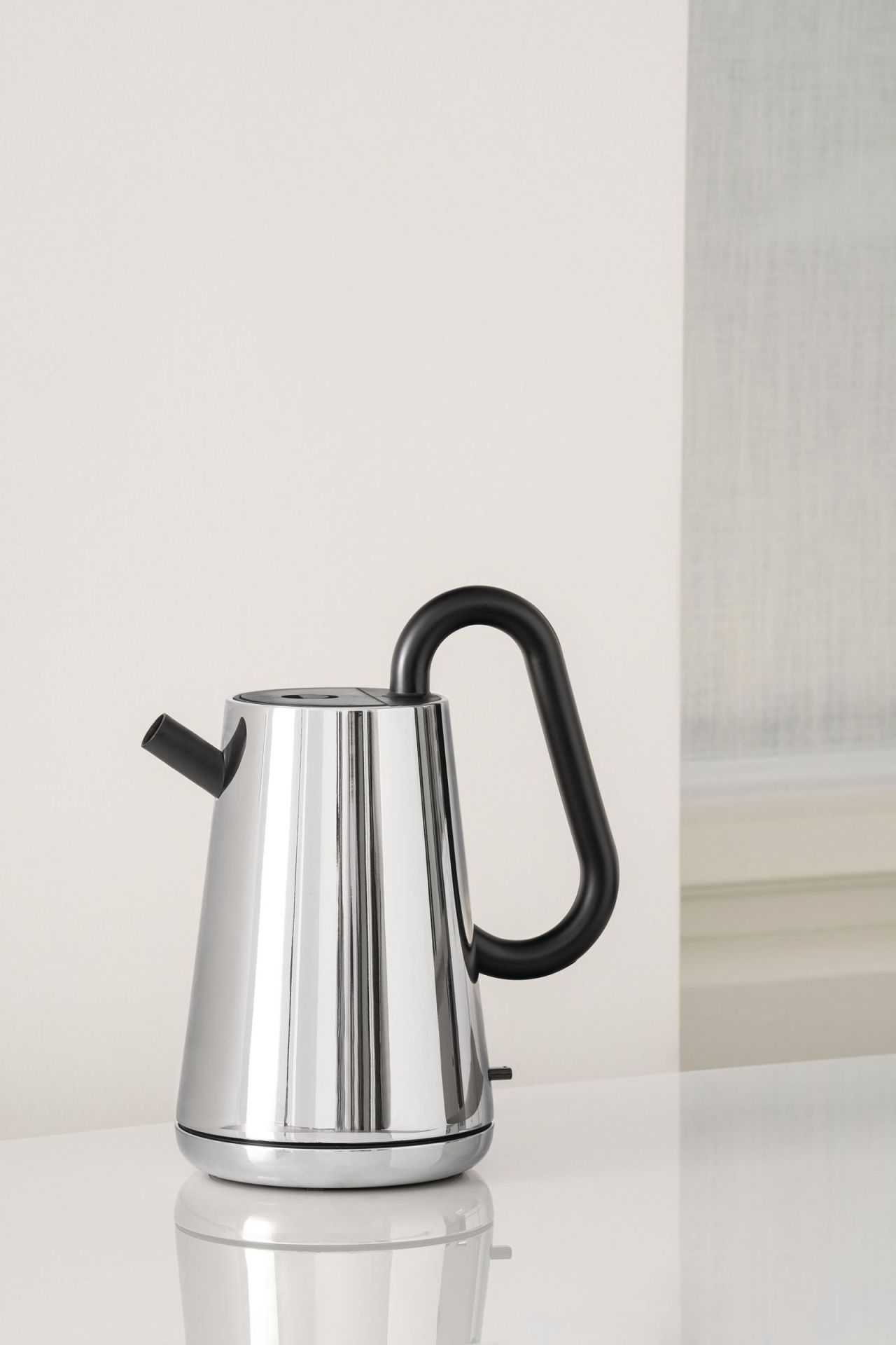 Toru Wasserkocher 80cl Alessi