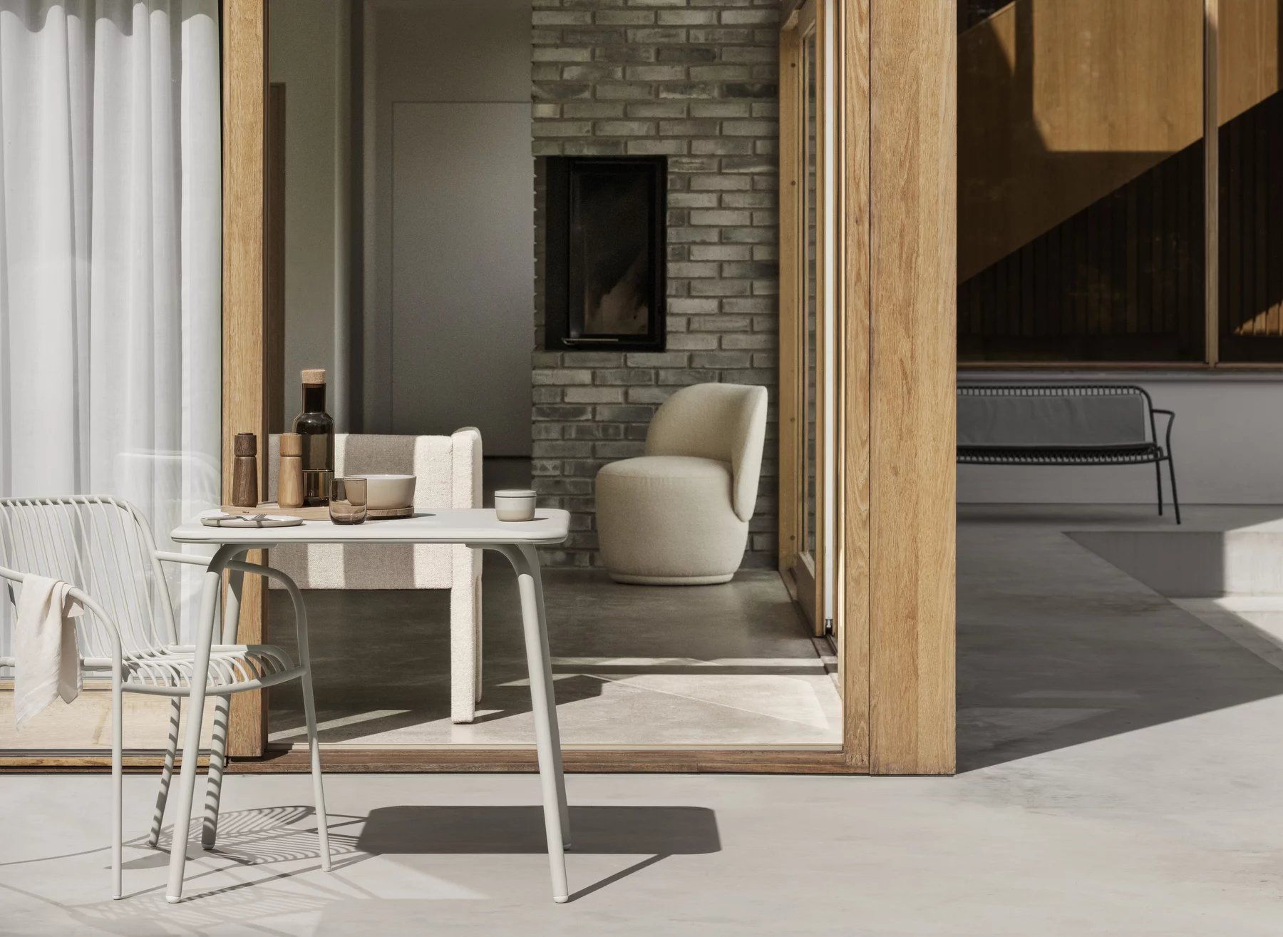 Yua Wire Armchair Armlehnenstuhl Outdoor Blomus