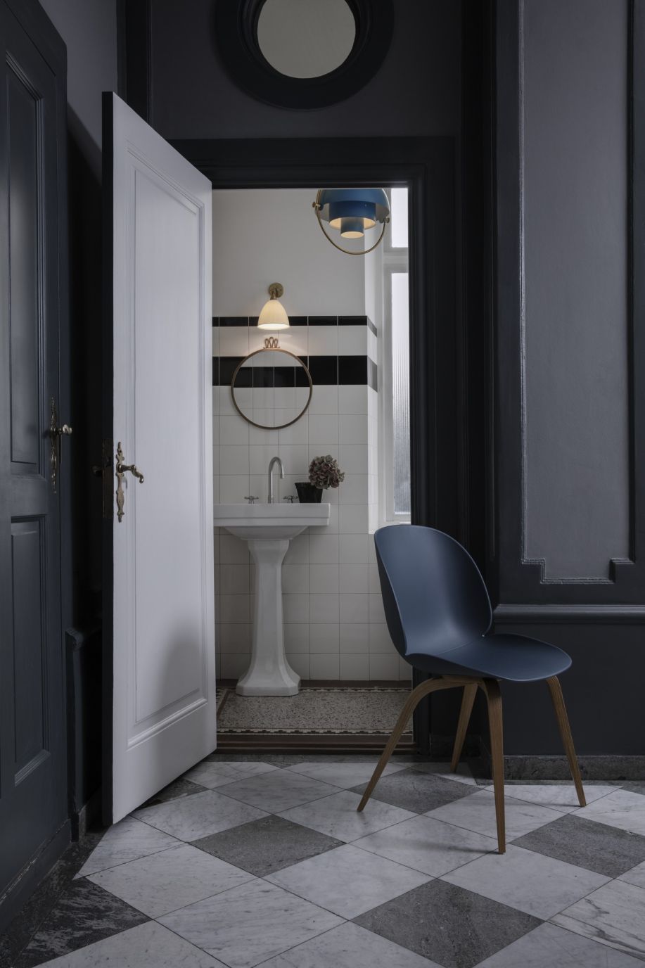 Multi-Lite Pendant lamp Pendelleuchte See Grau / Messing Gubi