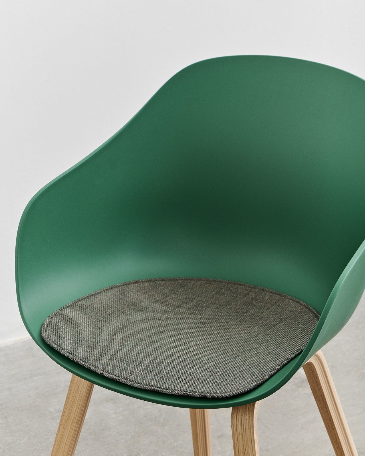 Seat Pad Sitzkissen für About A Chair AAC Stuhl mit Armlehnen Hay