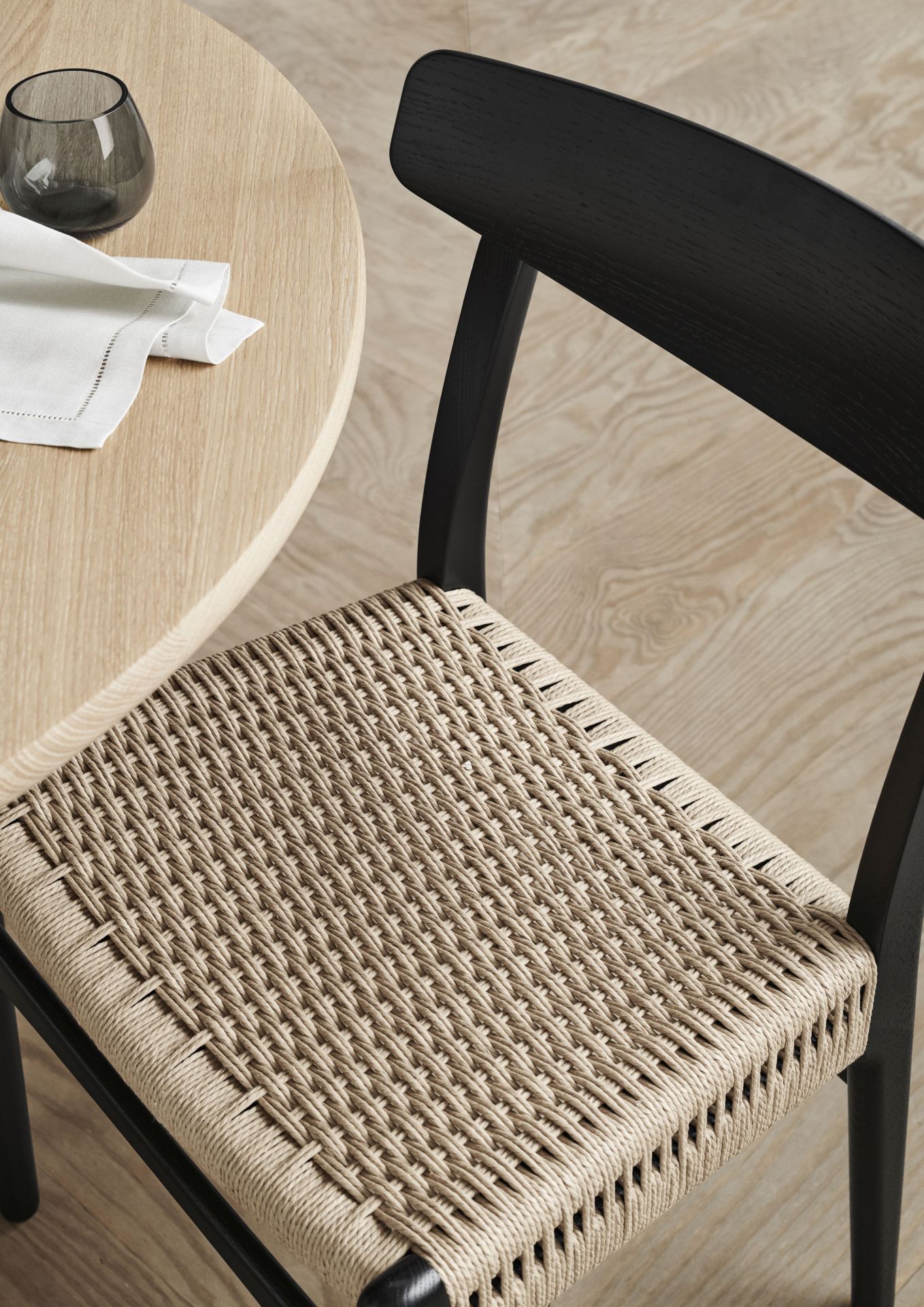 CH337 Ovaler Esstisch ausziehbar Buche lackiert Carl Hansen & Søn