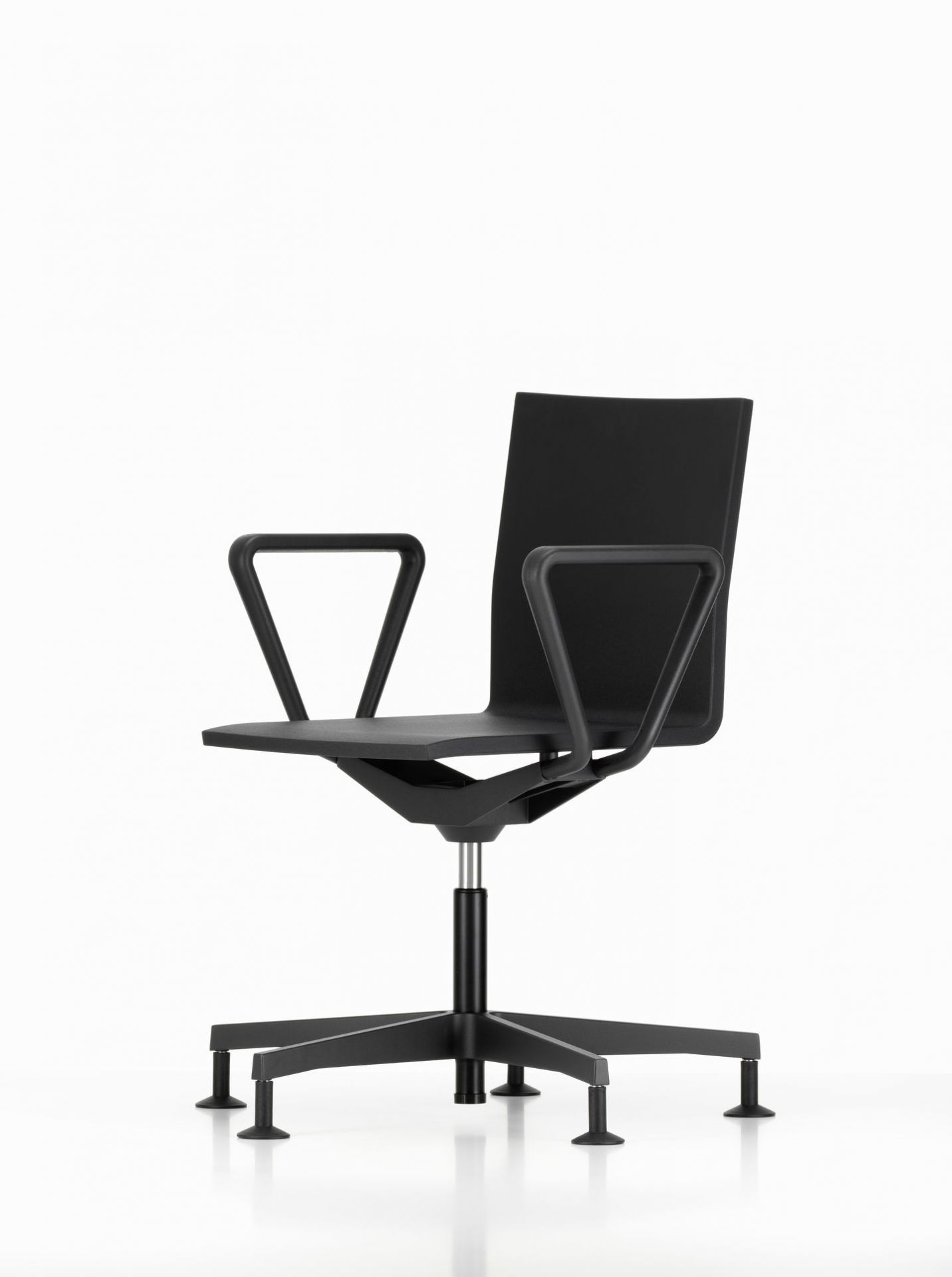 .04 Bürodrehstuhl mit Armlehne Vitra