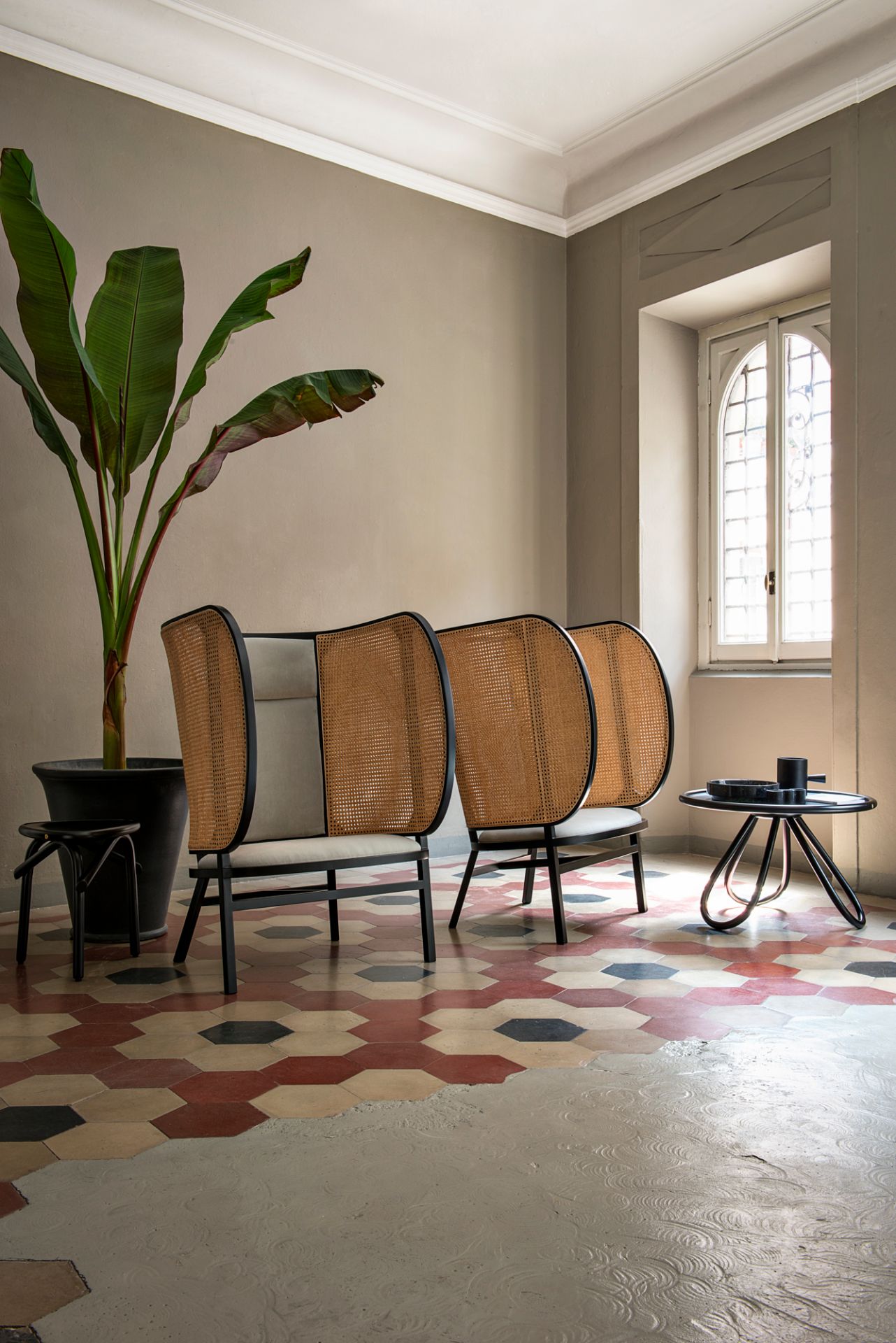 Arch Couchtisch lackiert Wiener GTV Design