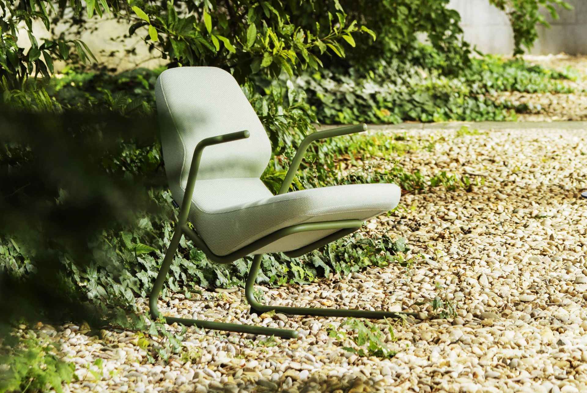 Oblique Indoor / Outdoor Sessel Prostoria