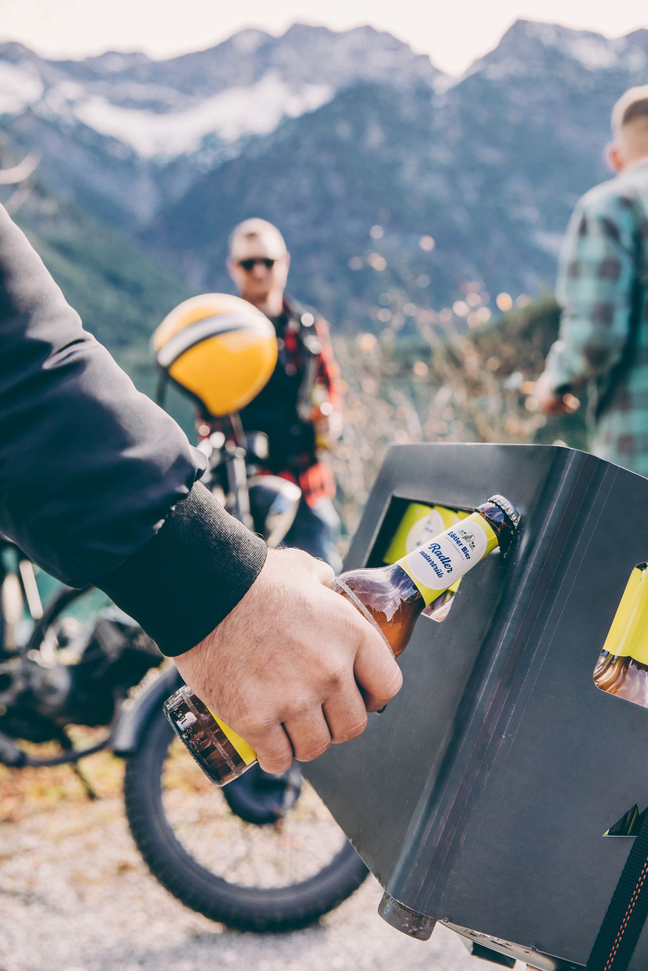 BEER BOX Feuerkorb und Getränkehalter höfats