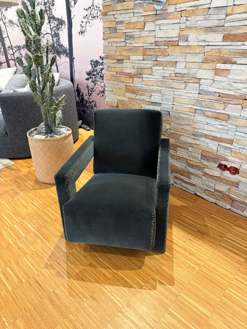 637 Utrecht Sessel TESS.ORTIGIA CACTUS Cassina AUSSTELLUNGSSTÜCK