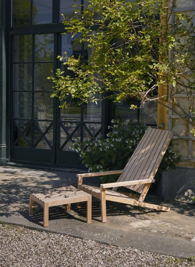 Between Lines Deck Chair Liegestuhl Outdoor Skagerak by Fritz Hansen