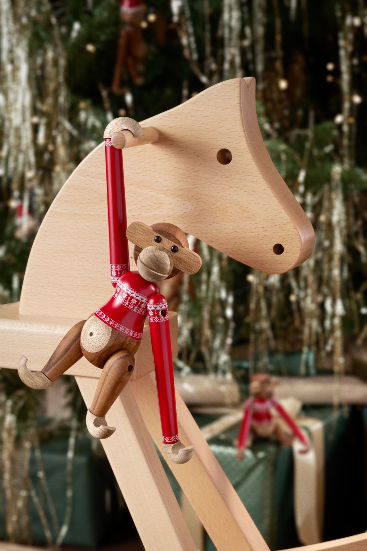 Christmas Jumper Affe 2024 klein Holzfigur Kay Bojesen