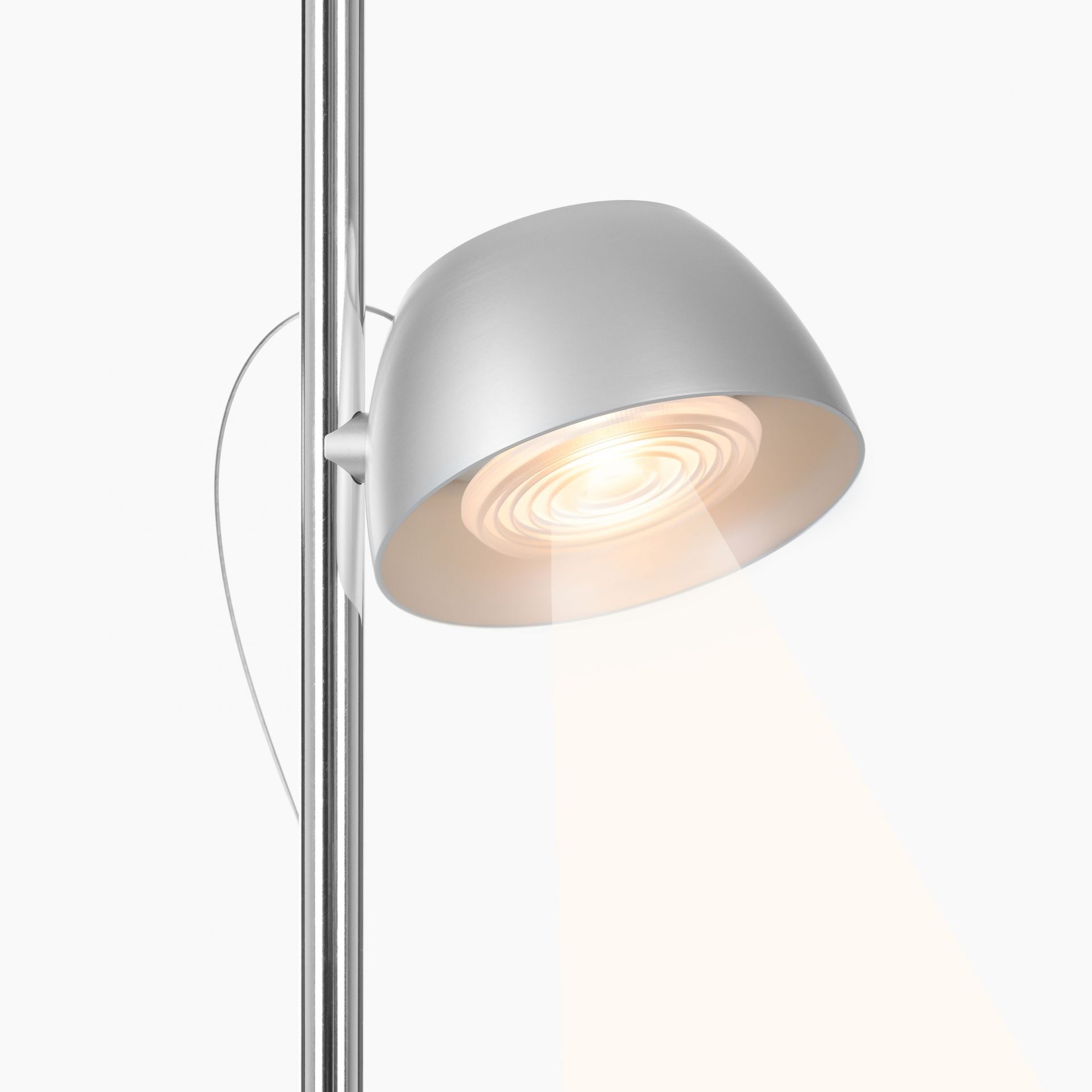 Irio S Stehleuchte Baltensweiler