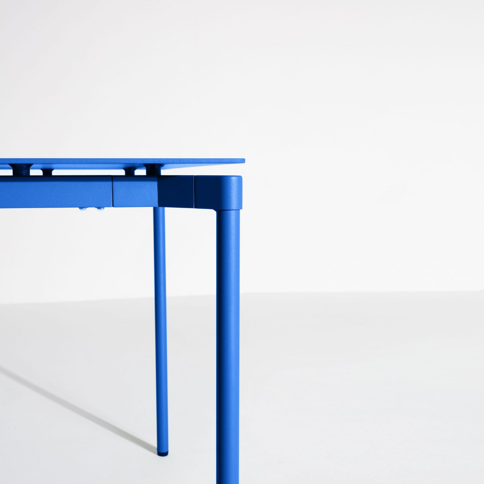 Fromme Dining Table Rectangular Esstisch Rechteckig Petite Friture Blau
