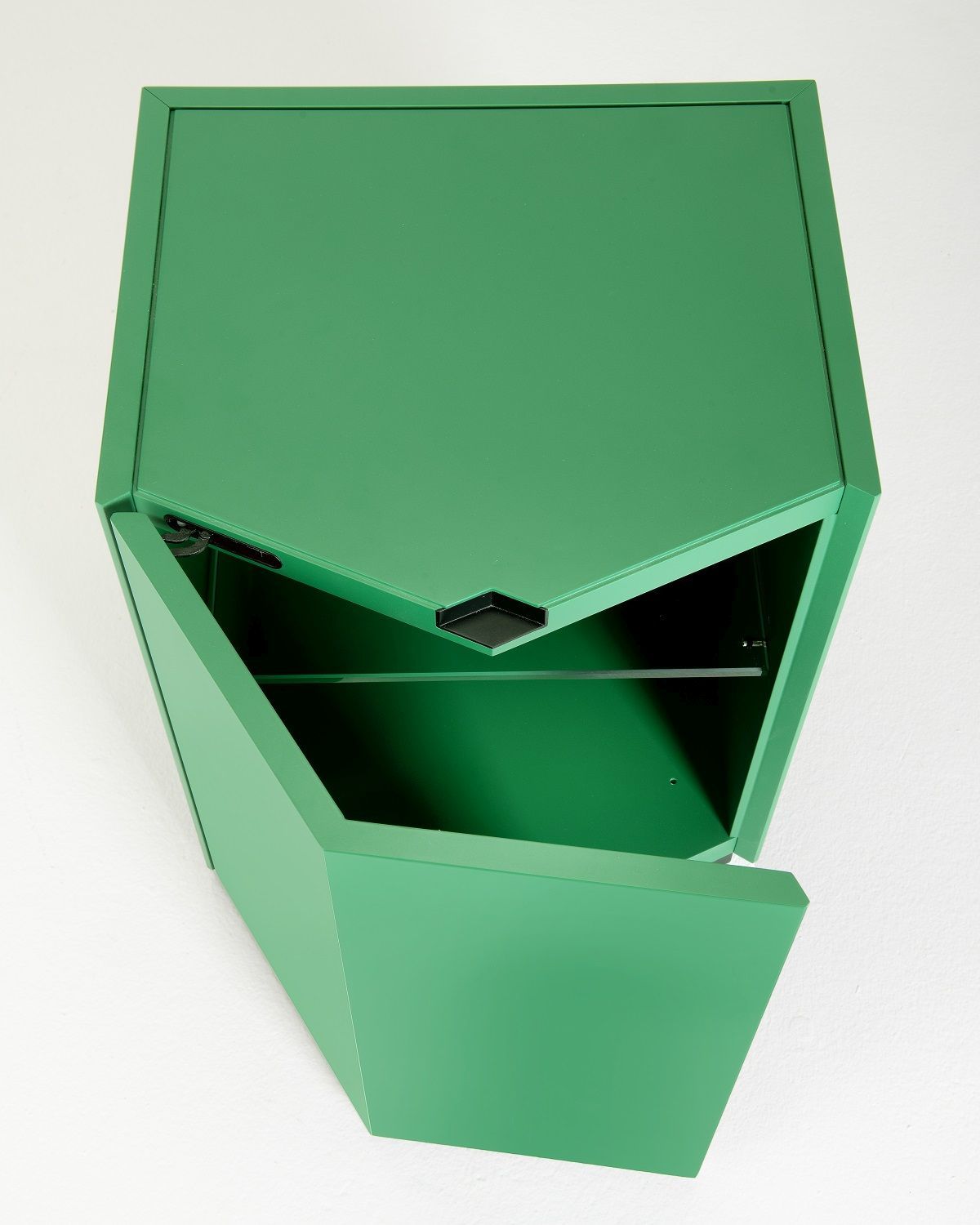 Z24 Nightstand 728 Nachttisch Zanotta