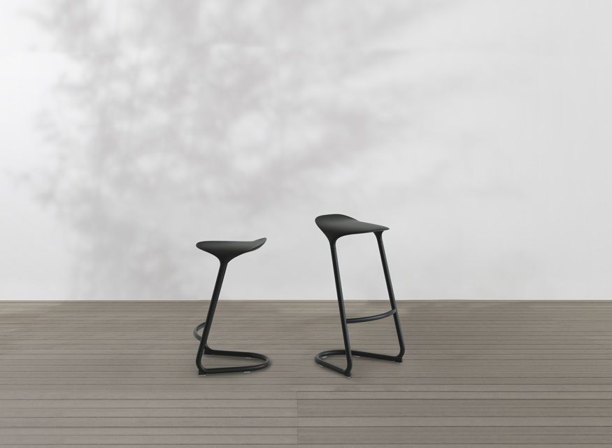 Cross S451 / S452 Indoor Freischwinger-Hocker La Palma