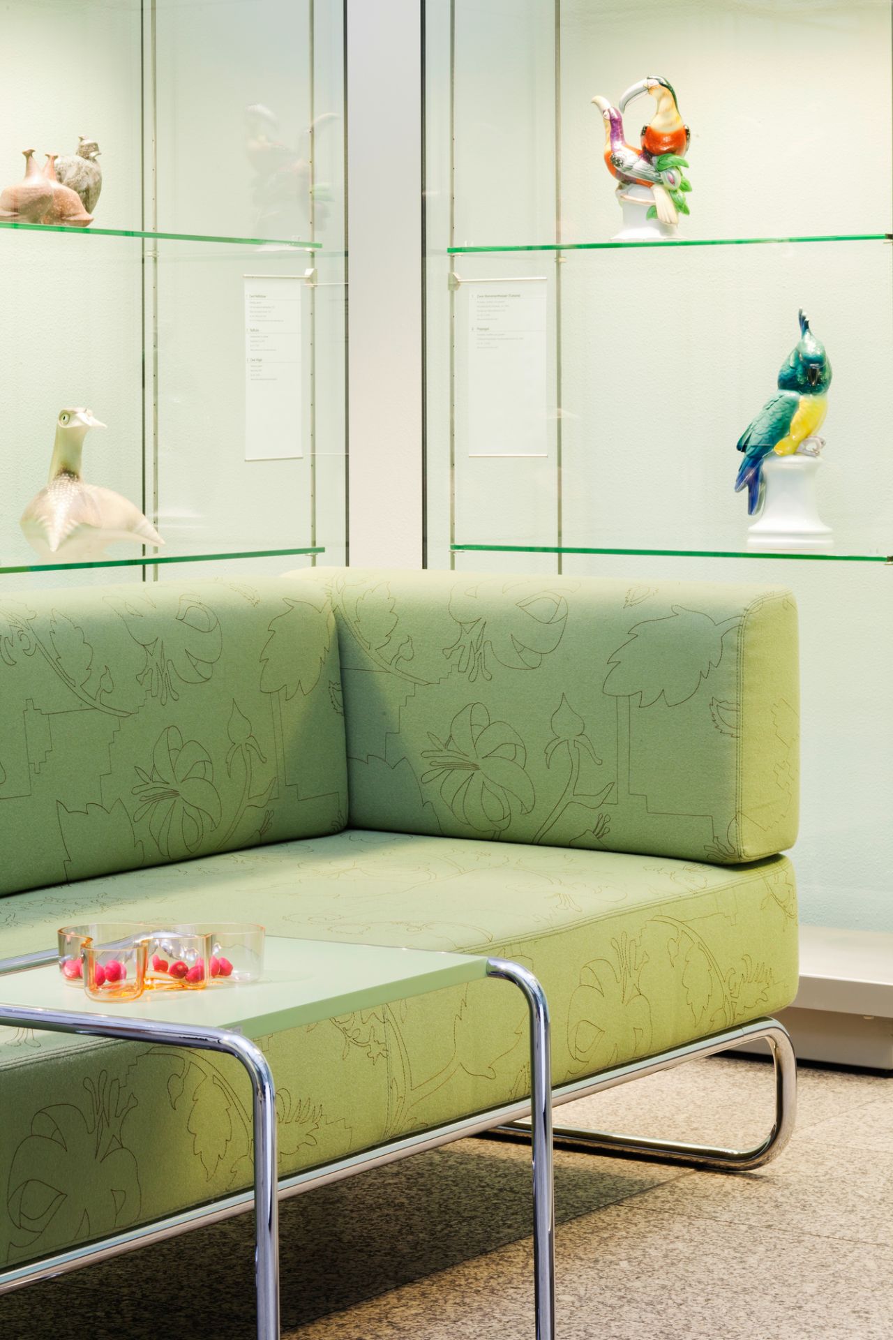 B97 a Beistelltisch Thonet