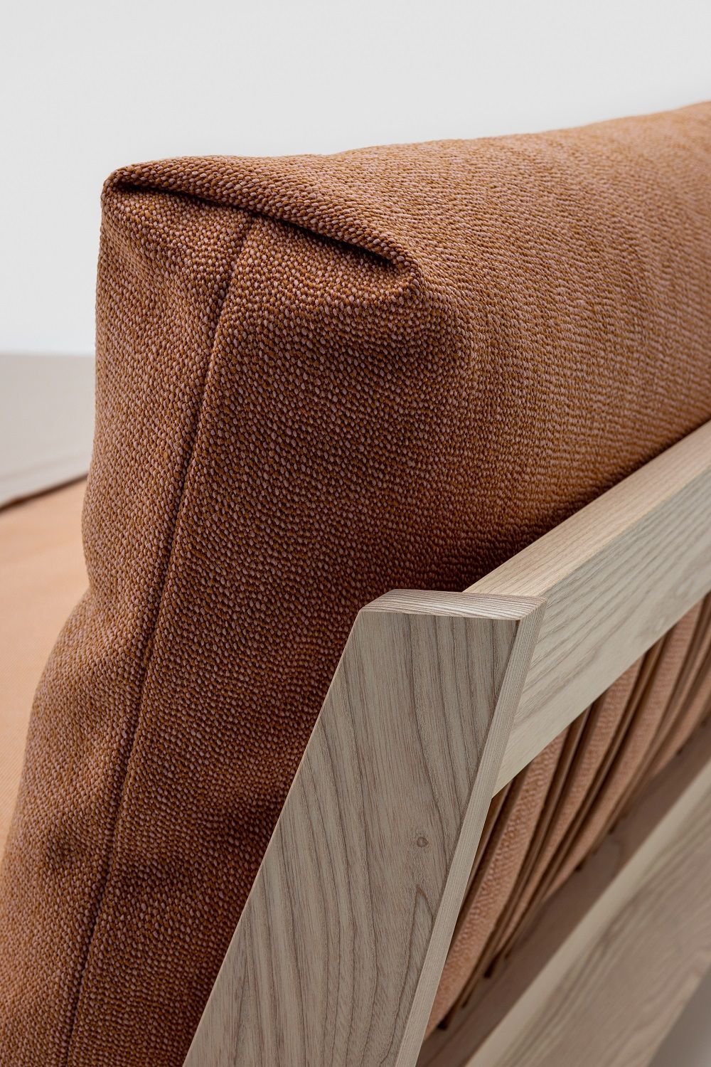 Mellow Bett Massivholz Zeitraum