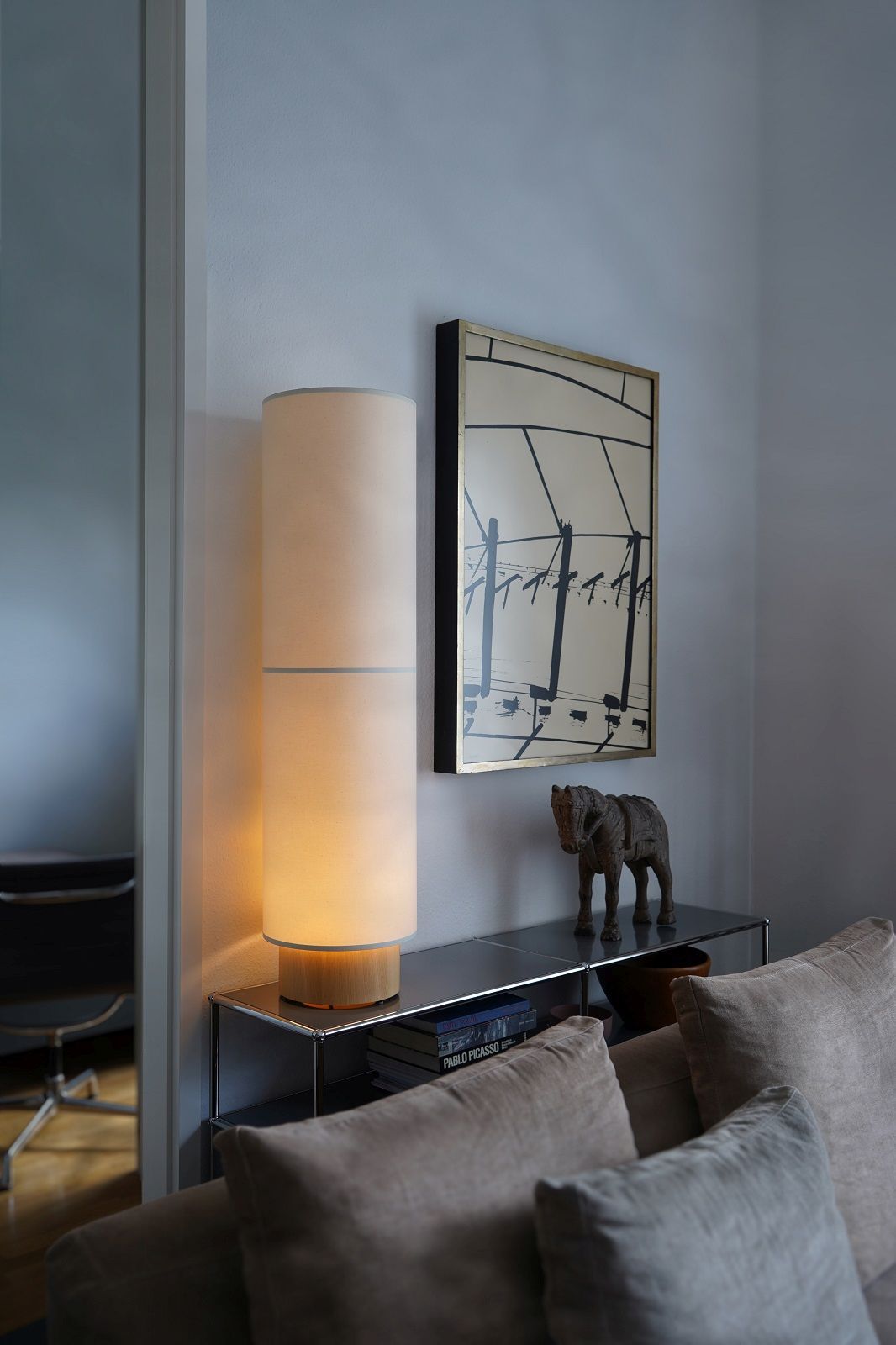 Hiro Floor lamp Stehleuchte / Tischleuchte mittel Maigrau
