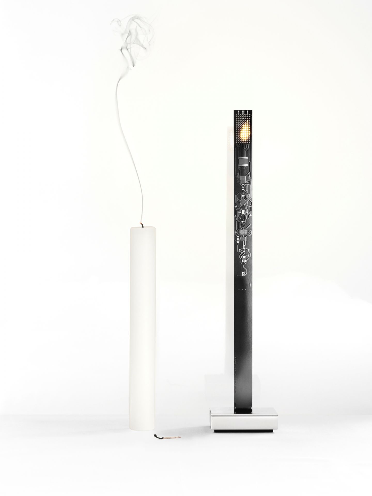 My New Flame USB Tischlampe Platine Schwarz Ingo Maurer