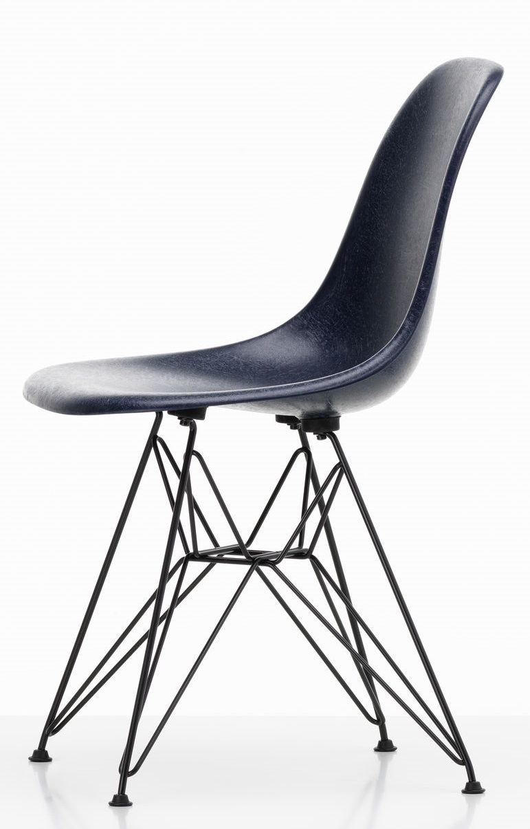 Eames Fiberglass Chair DSR Stuhl Vitra