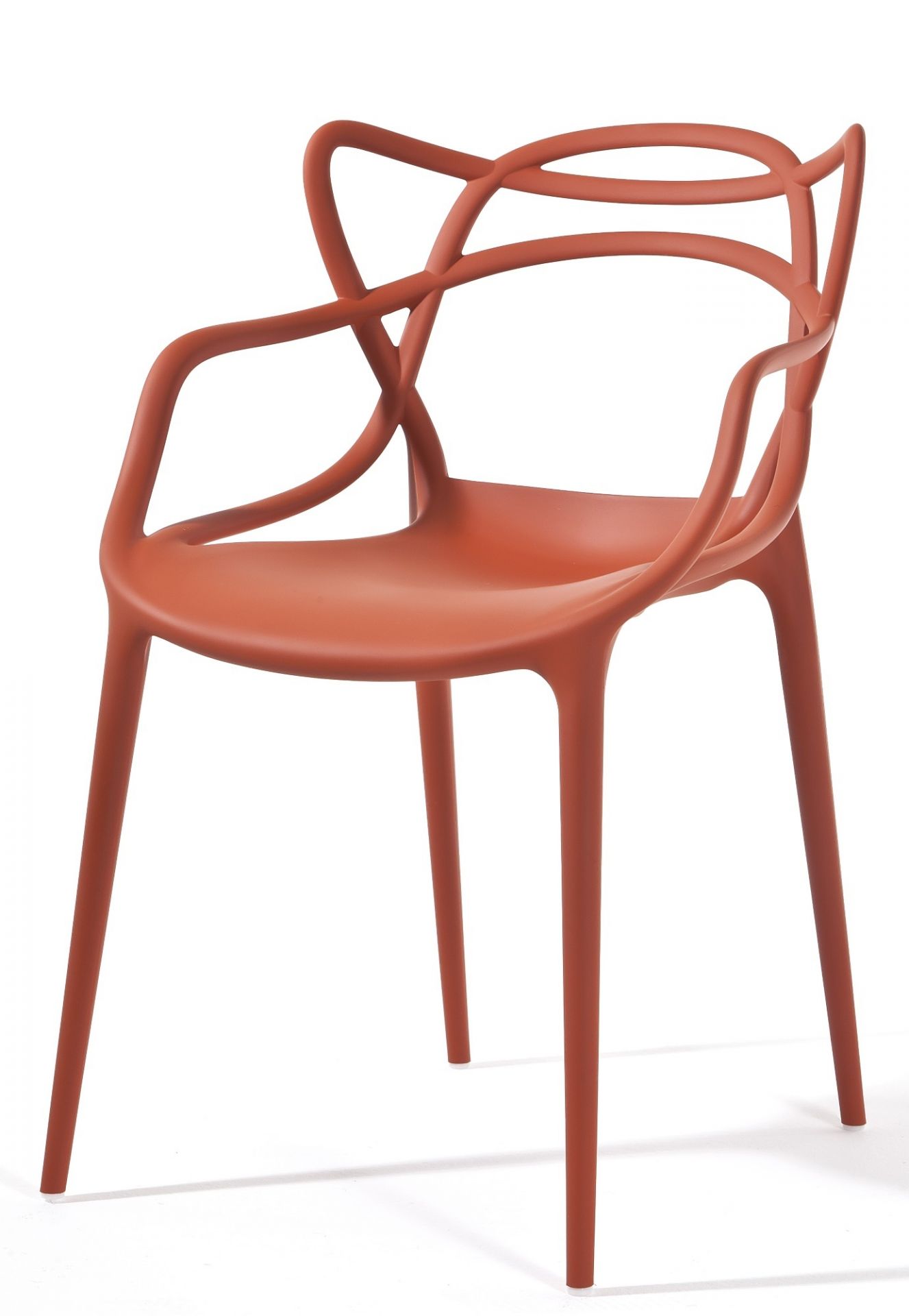 Rostbrauner Masters Stuhl von Kartell: Designstuhl mit Armlehnen und filigraner Rückenlehne für Esszimmer.