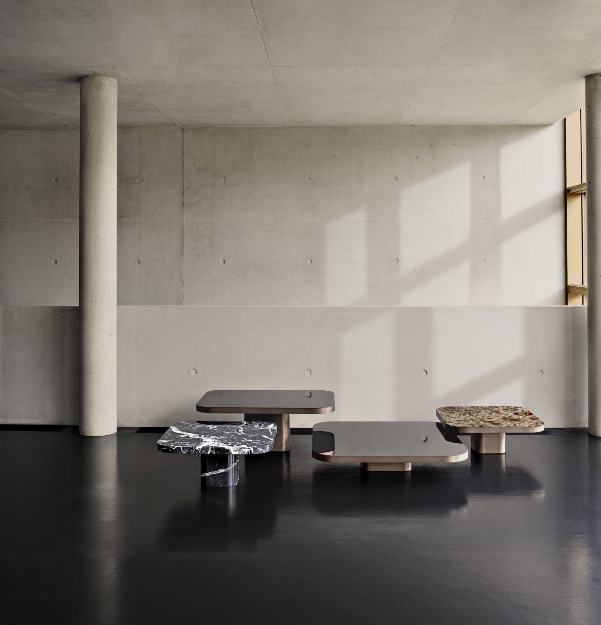Bow Coffee Table Couchtisch No. 2 ClassiCon 