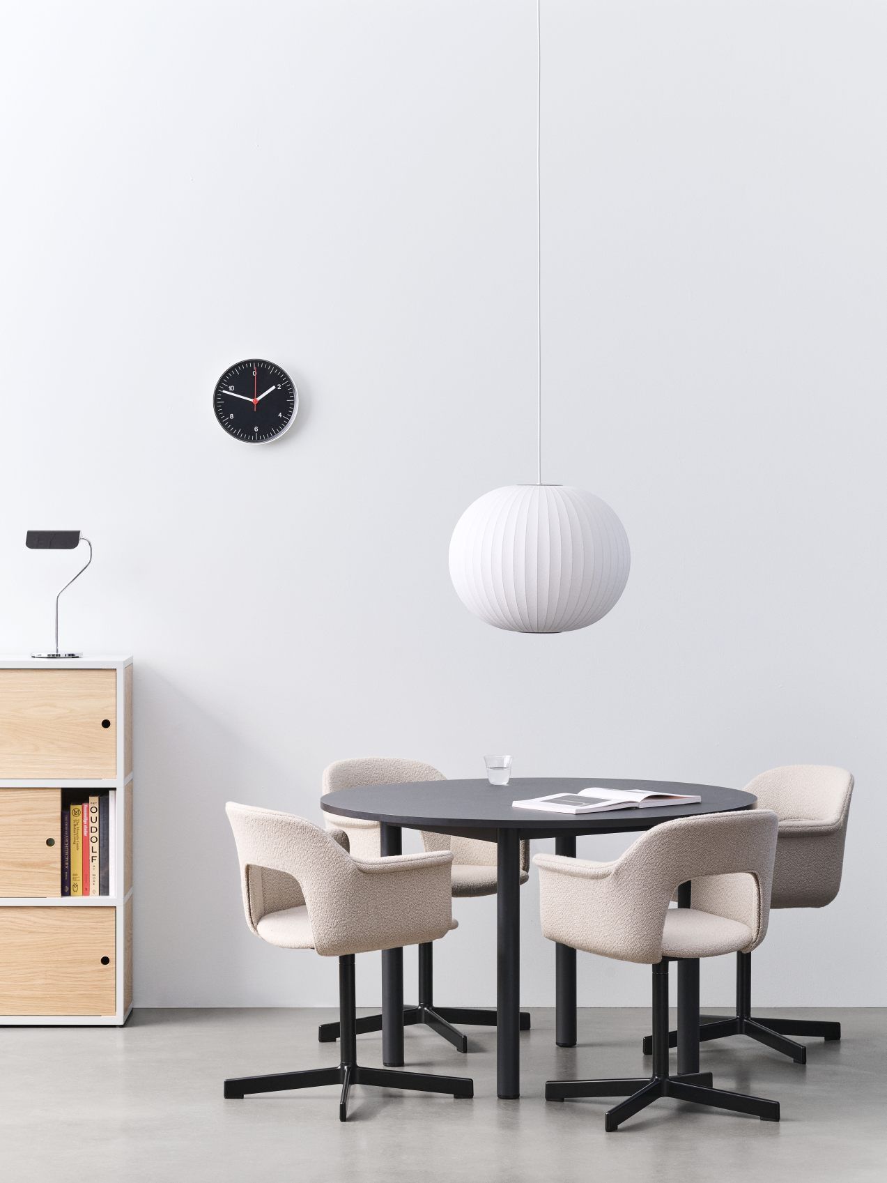 Layout Armchair 234 Armlehnstuhl Hay    