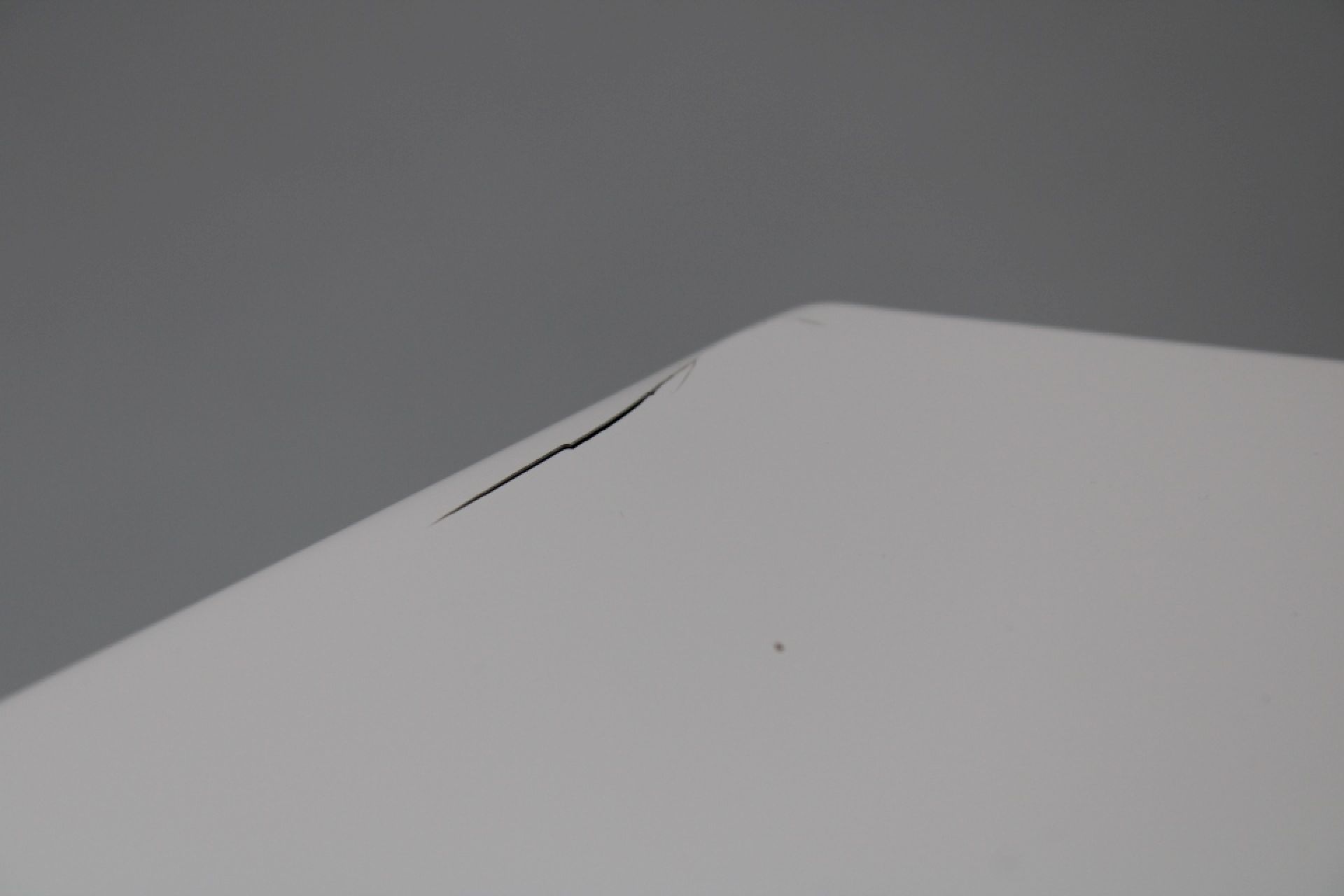 Prismatic Table Beistelltisch WEISS Vitra MÄNGELEXEMPLAR