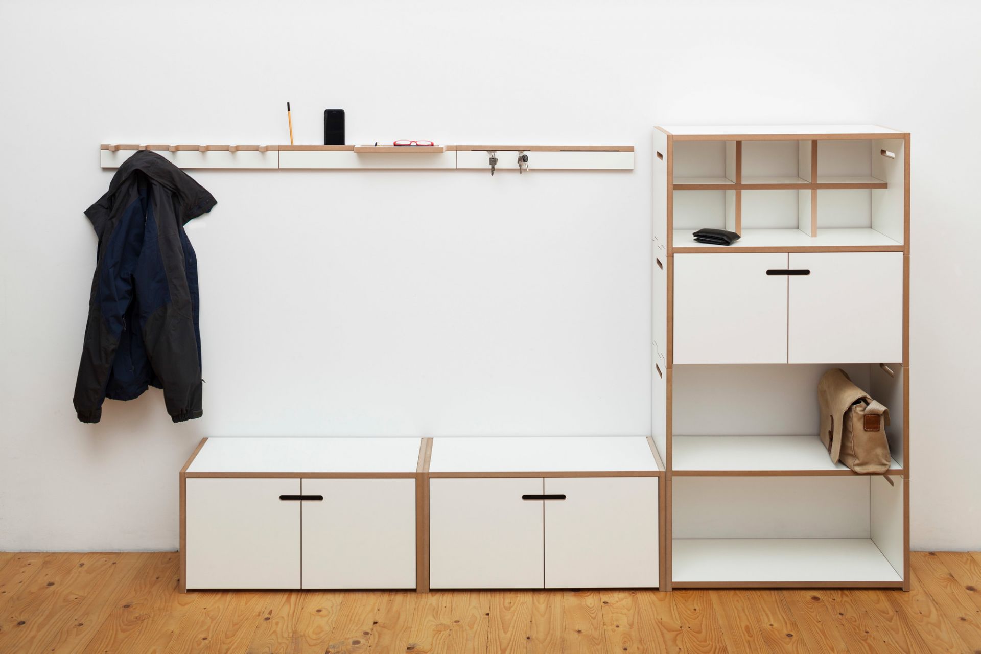 Grad Garderobe Tojo