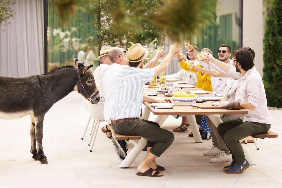 Panigiri Combo Tisch-und Bank Kombi Outdoor Extremis