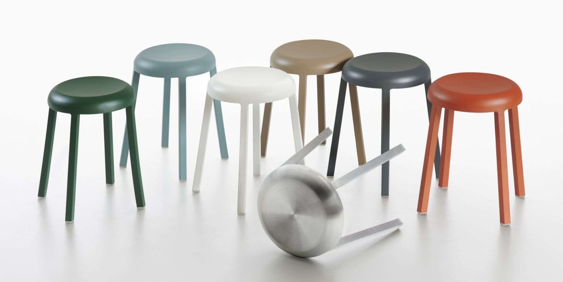 Za Stool Hocker Emeco Za Stool Hocker Emeco