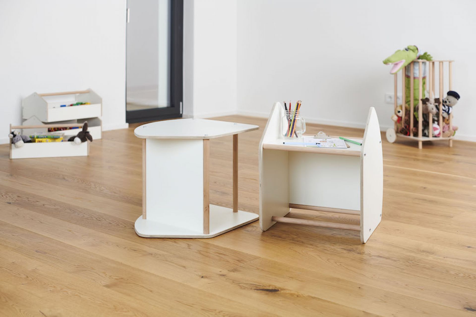 Tojo Kids Multi Schaukel Hocker Tisch Tojo