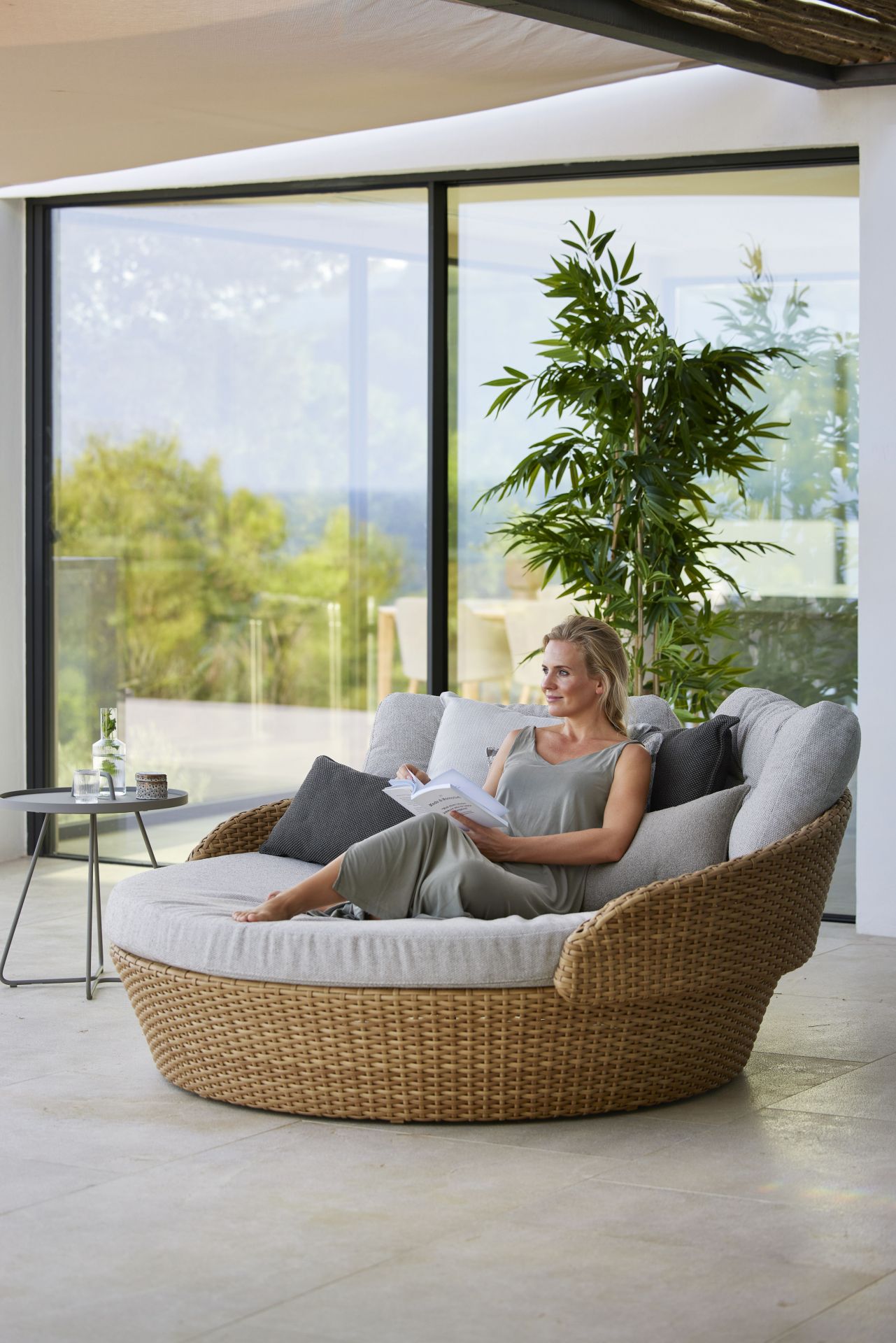 Ocean Outdoor Daybed Large Cane-Line