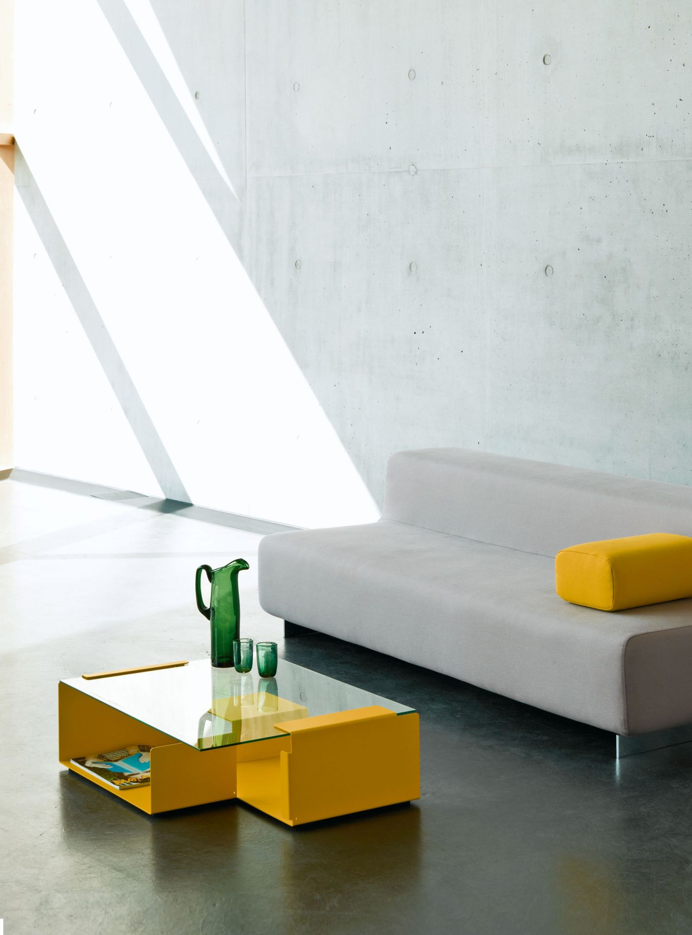 Diana D Beistelltisch ClassiCon