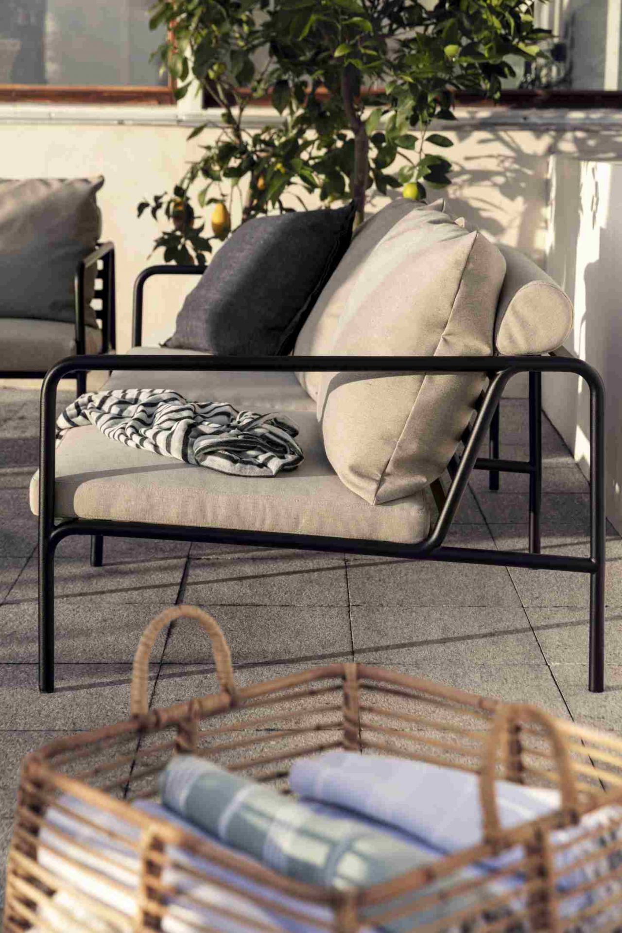 Avon 2-Sitzer Sofa Outdoor Houe