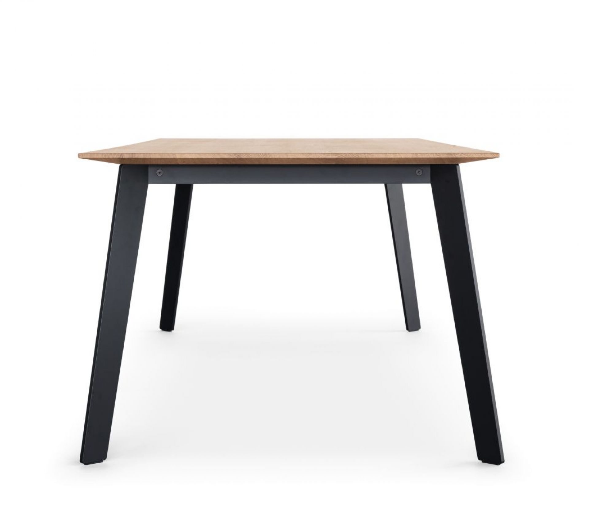 Linar Tisch Girsberger