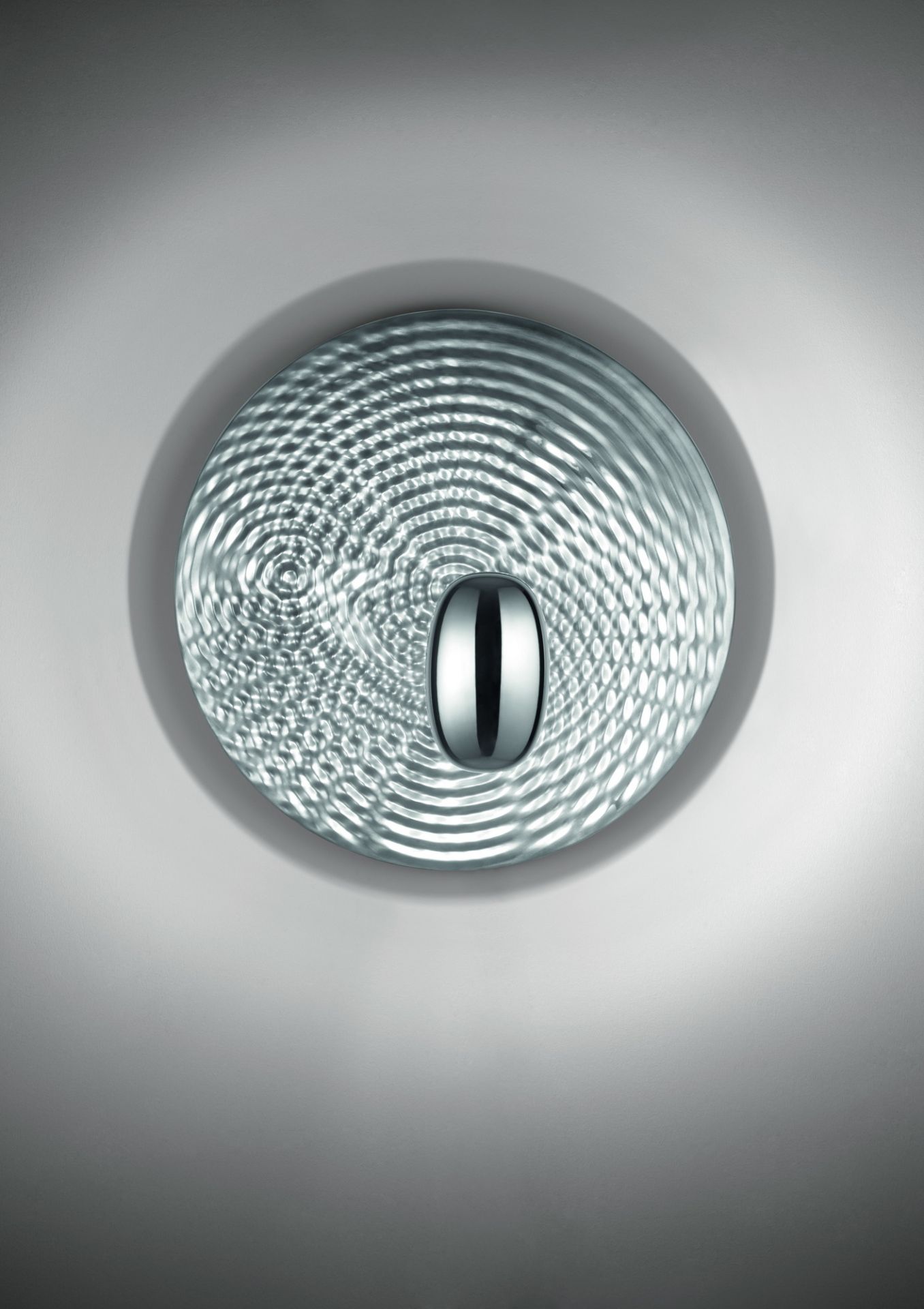 Droplet Mini LED Wall/Ceiling Wand/Deckenleuchte Chrom glänzend Artemide